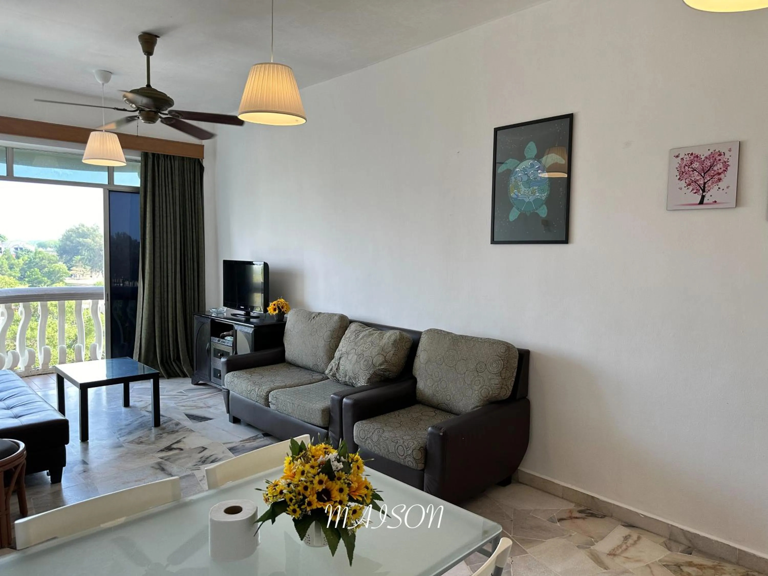 TV and multimedia in Maison Seaview Suites Port Dickson