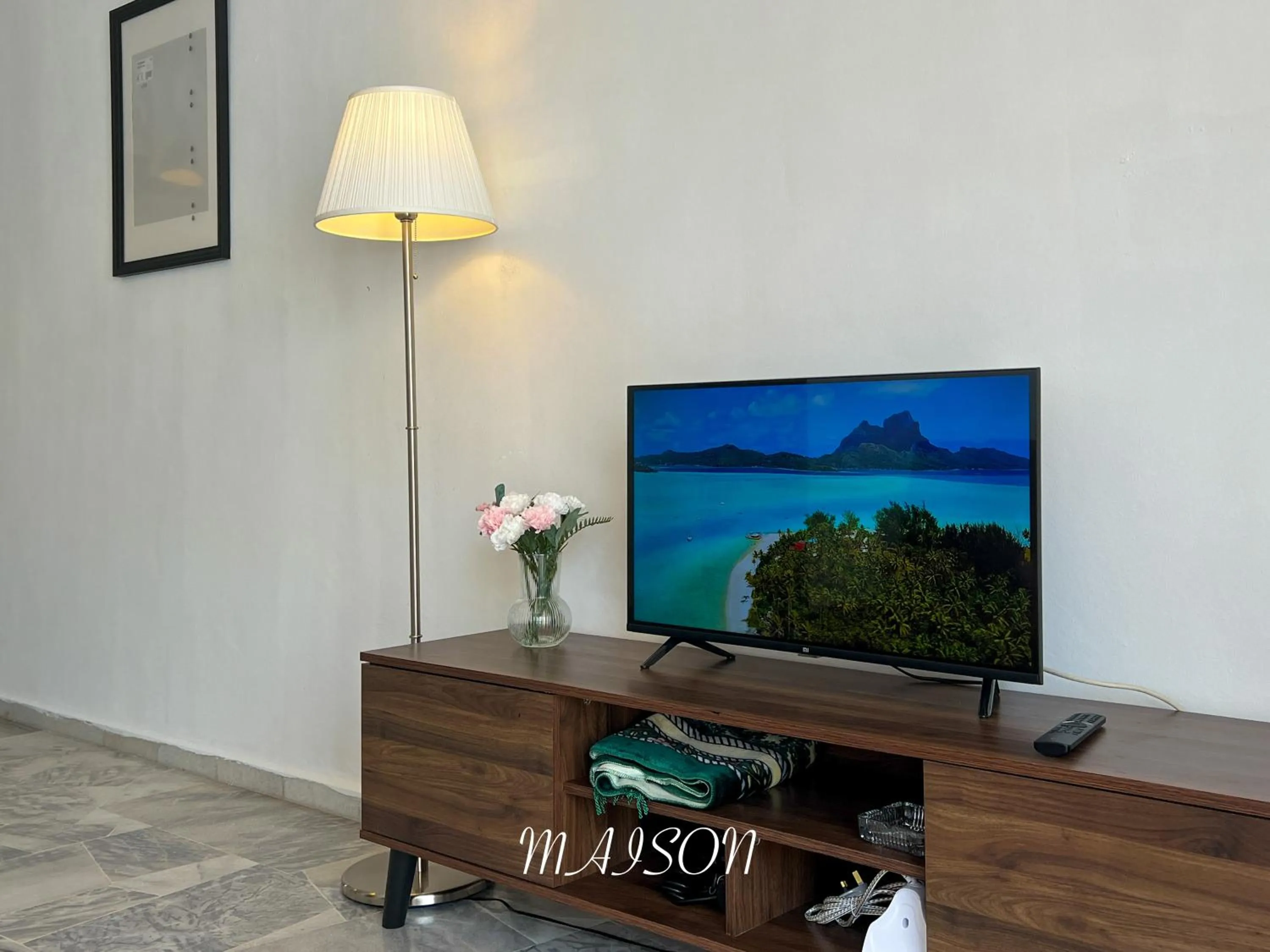 Communal lounge/ TV room in Maison Seaview Suites Port Dickson