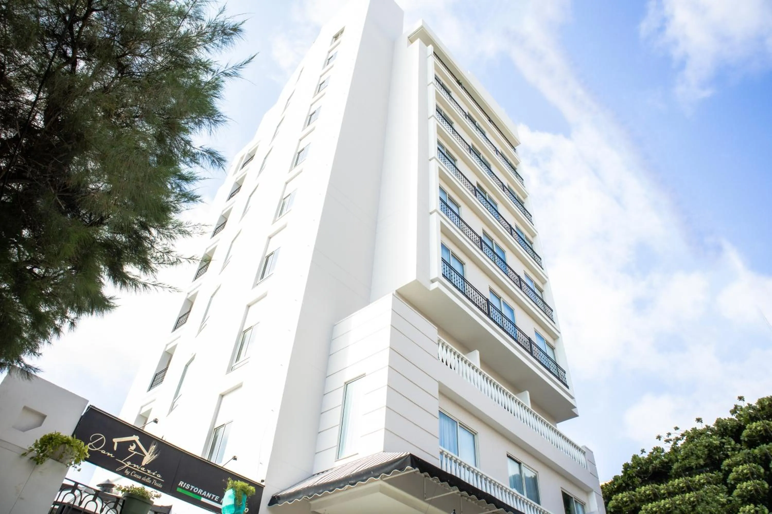 Facade/entrance in Faranda Collection Barranquilla, a member of Radisson Individuals