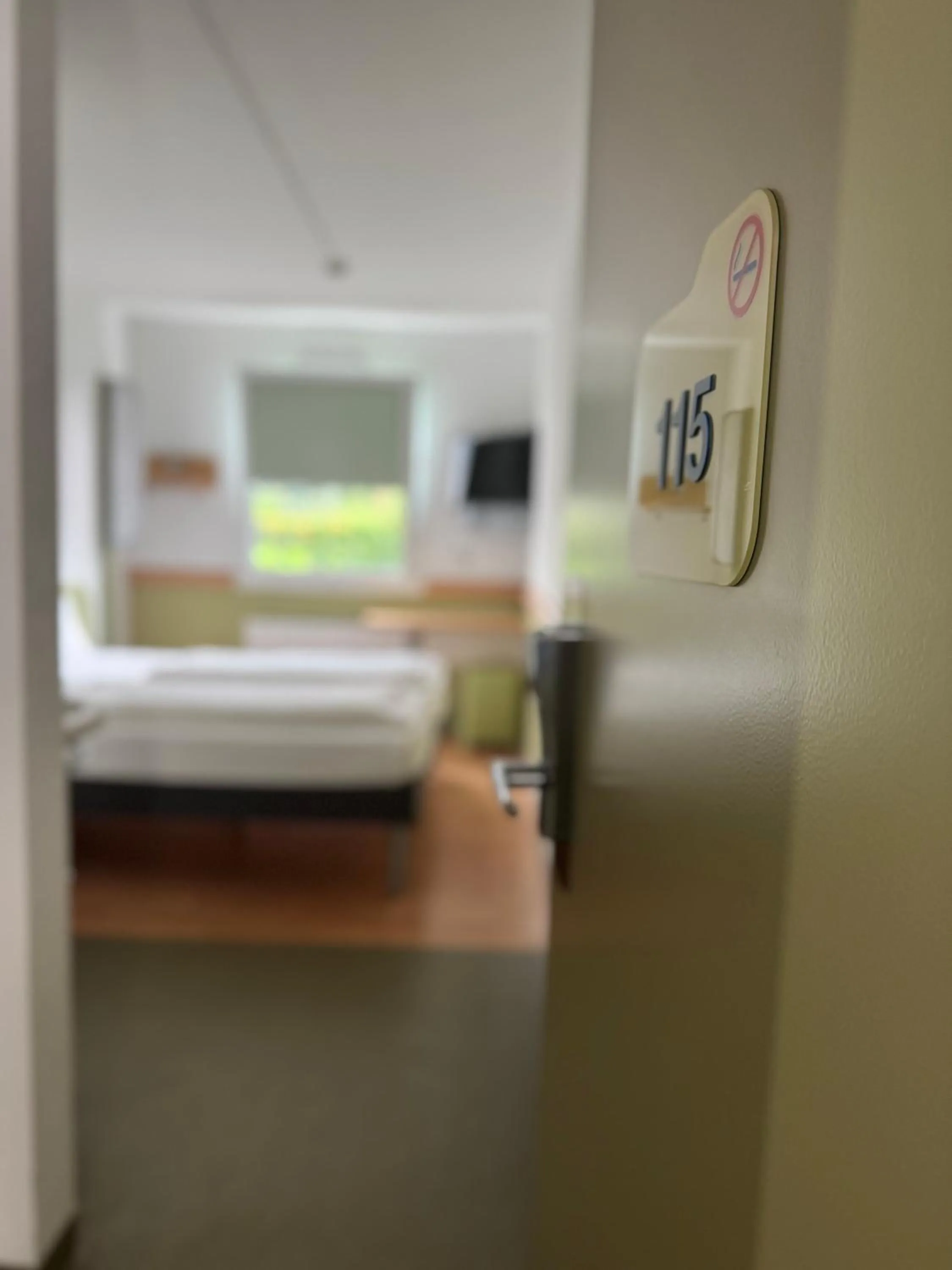 Photo of the whole room, Bed in Hotel Stay Inn Köln Leverkusen City