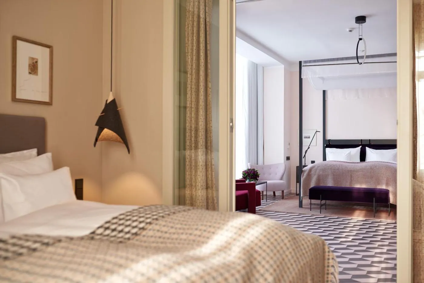 Photo of the whole room, Bed in Bagatelle Gardenhouse