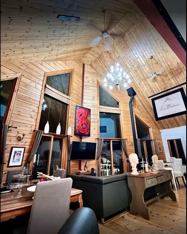 Property building in La Bohème - Bed & Breakfast