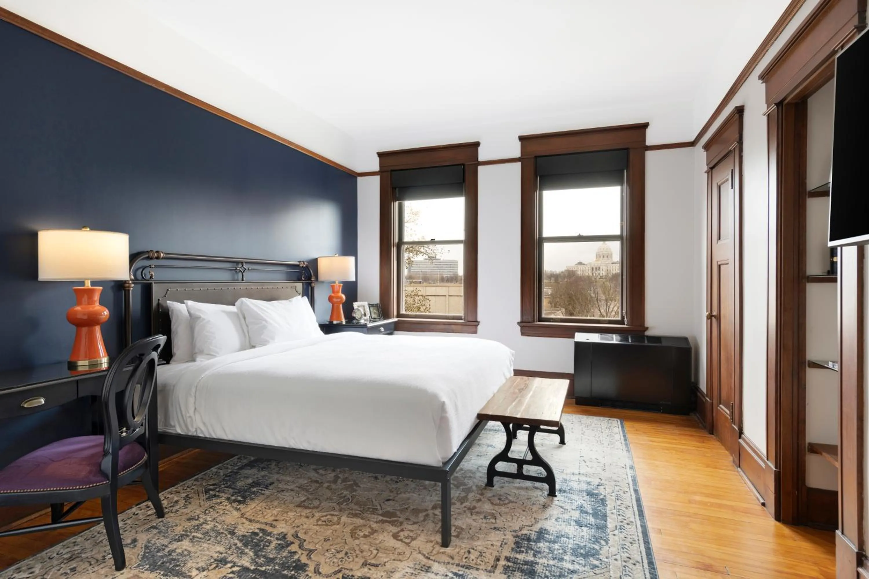 Bed in Celeste of St Paul