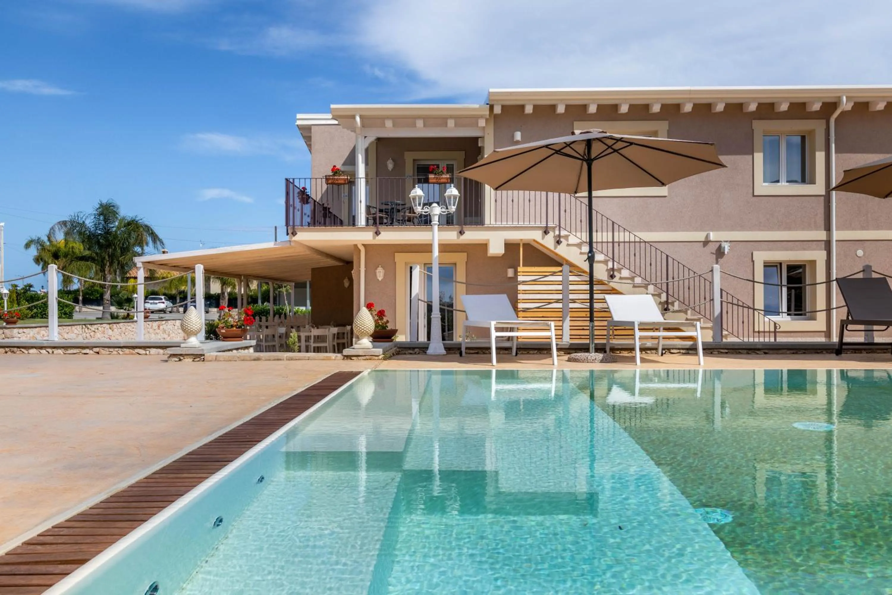 Swimming pool in Tramonto Ibleo Resort