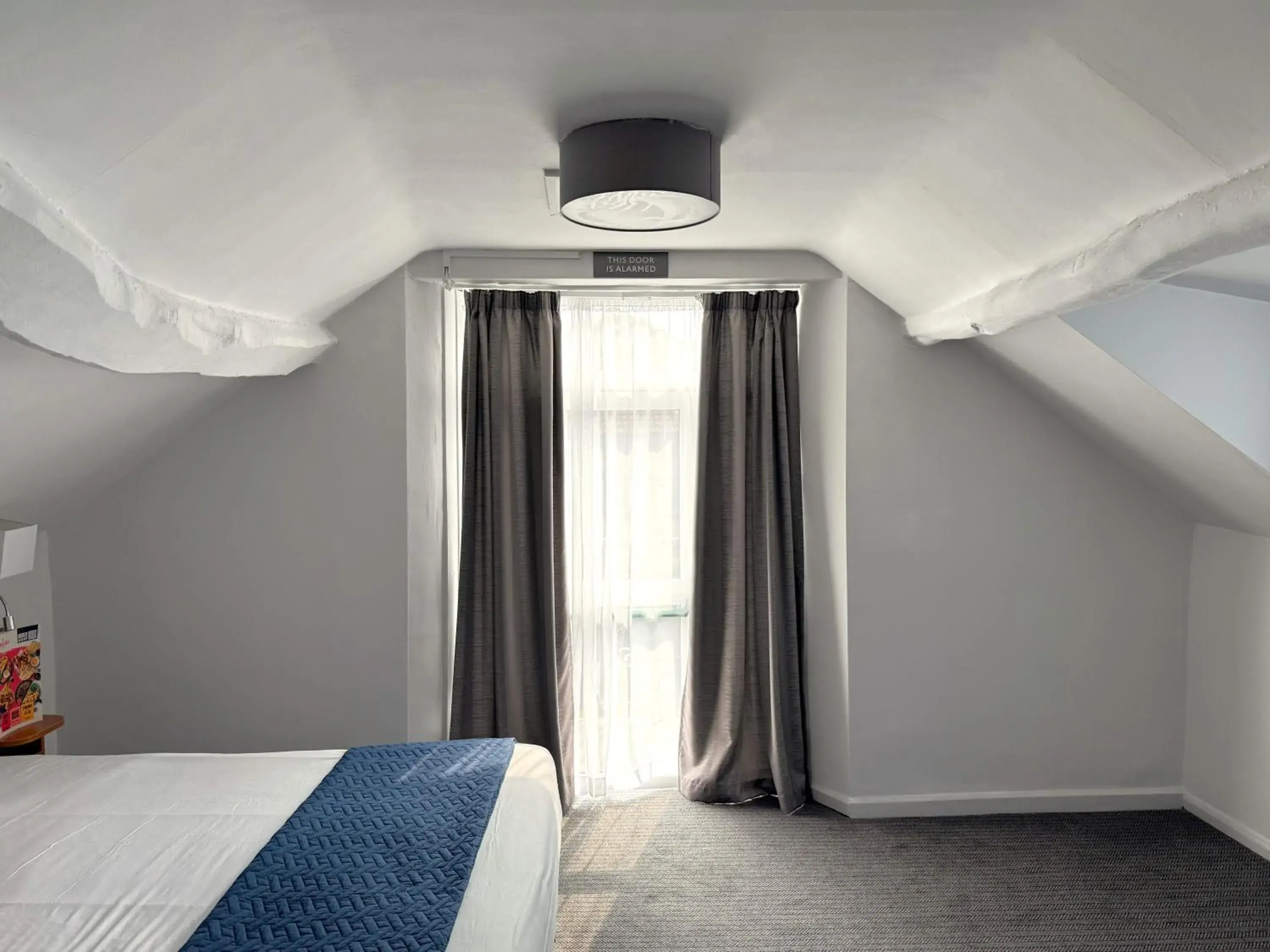 Double Room in The Bowman by Greene King Inns Double Room in The Bowman by Greene King Inns