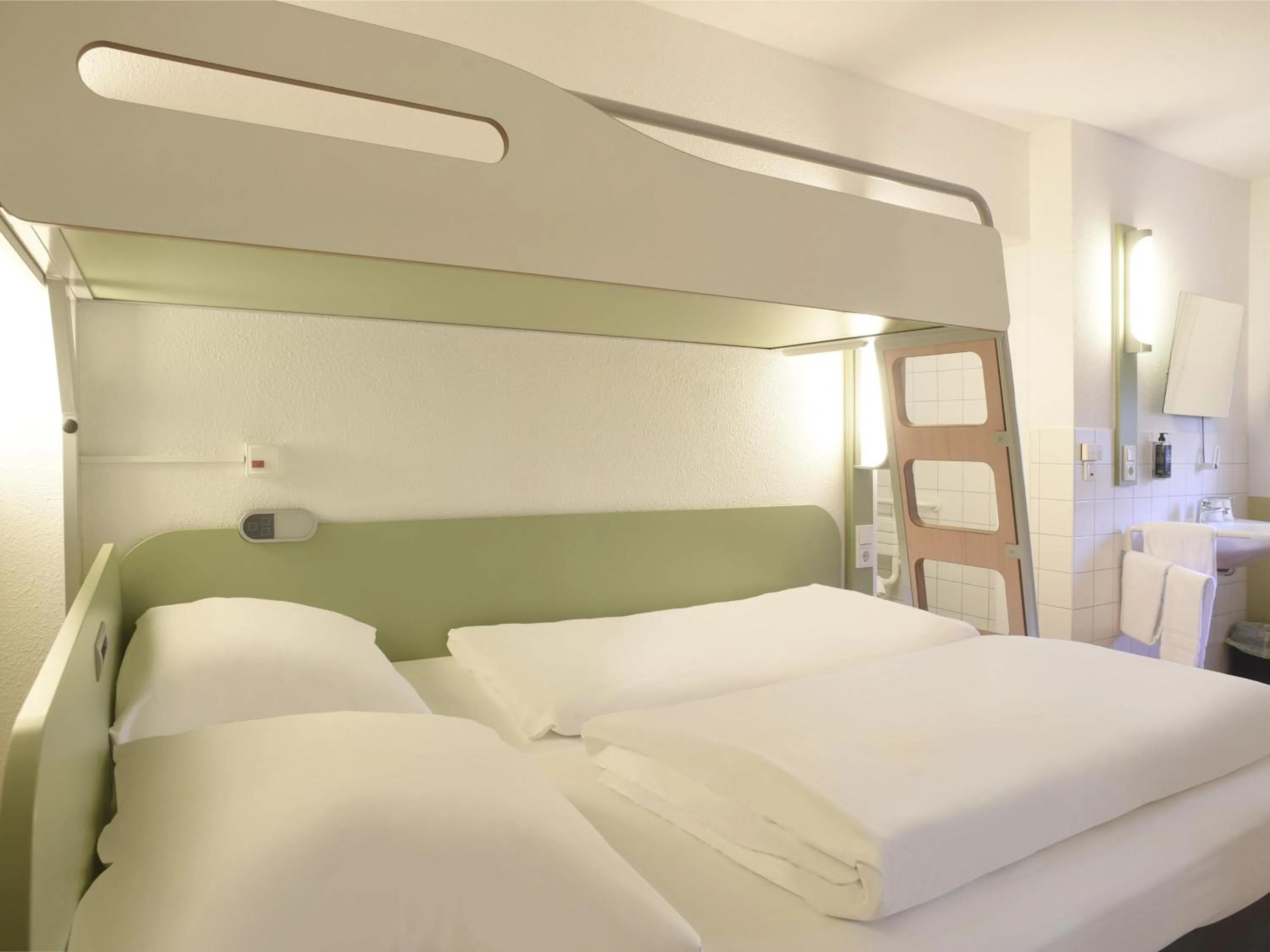 Photo of the whole room, Bed in B&B HOTEL Düren