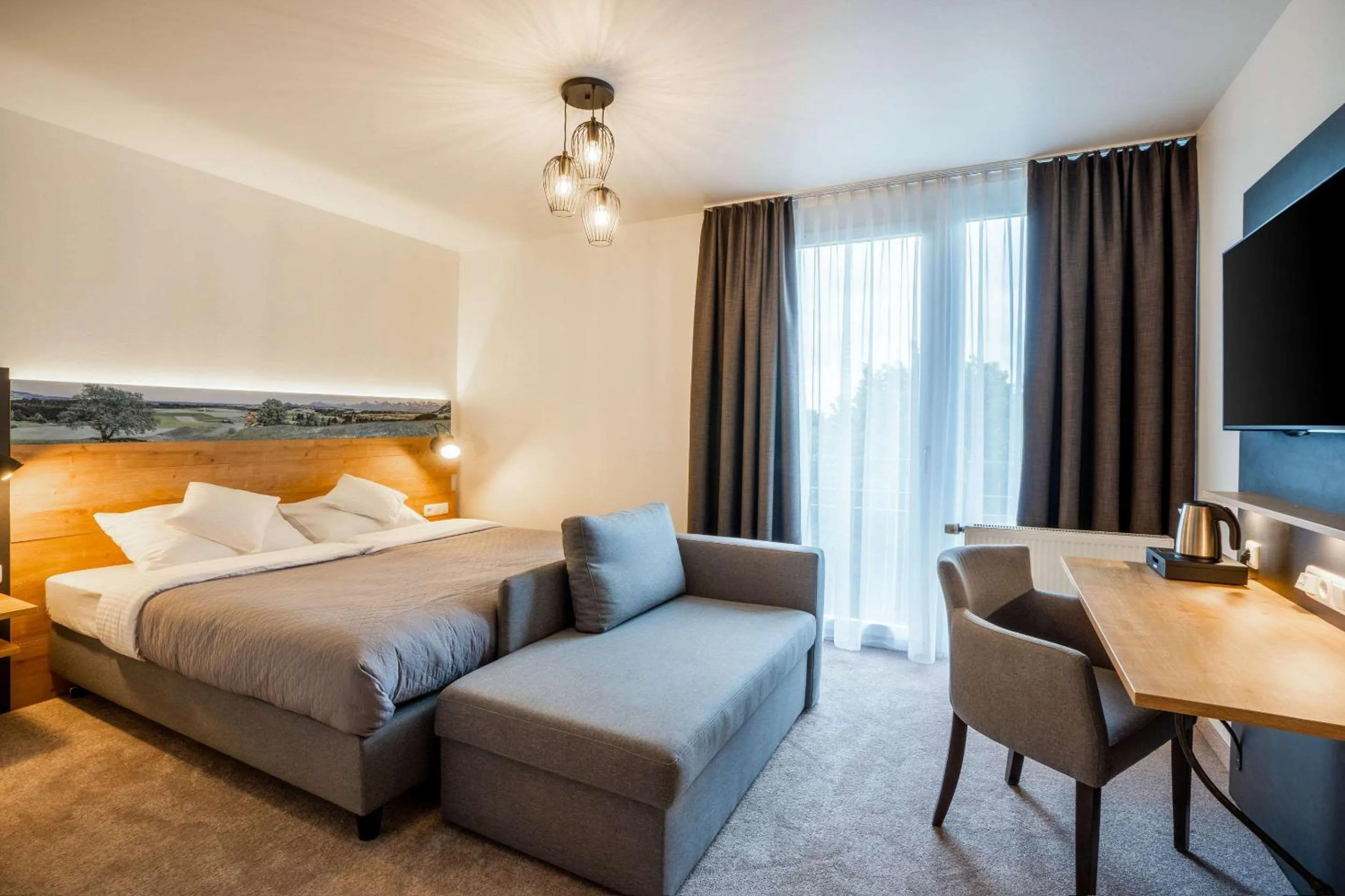 Photo of the whole room, Bed in MEAT UND STAY Hotel