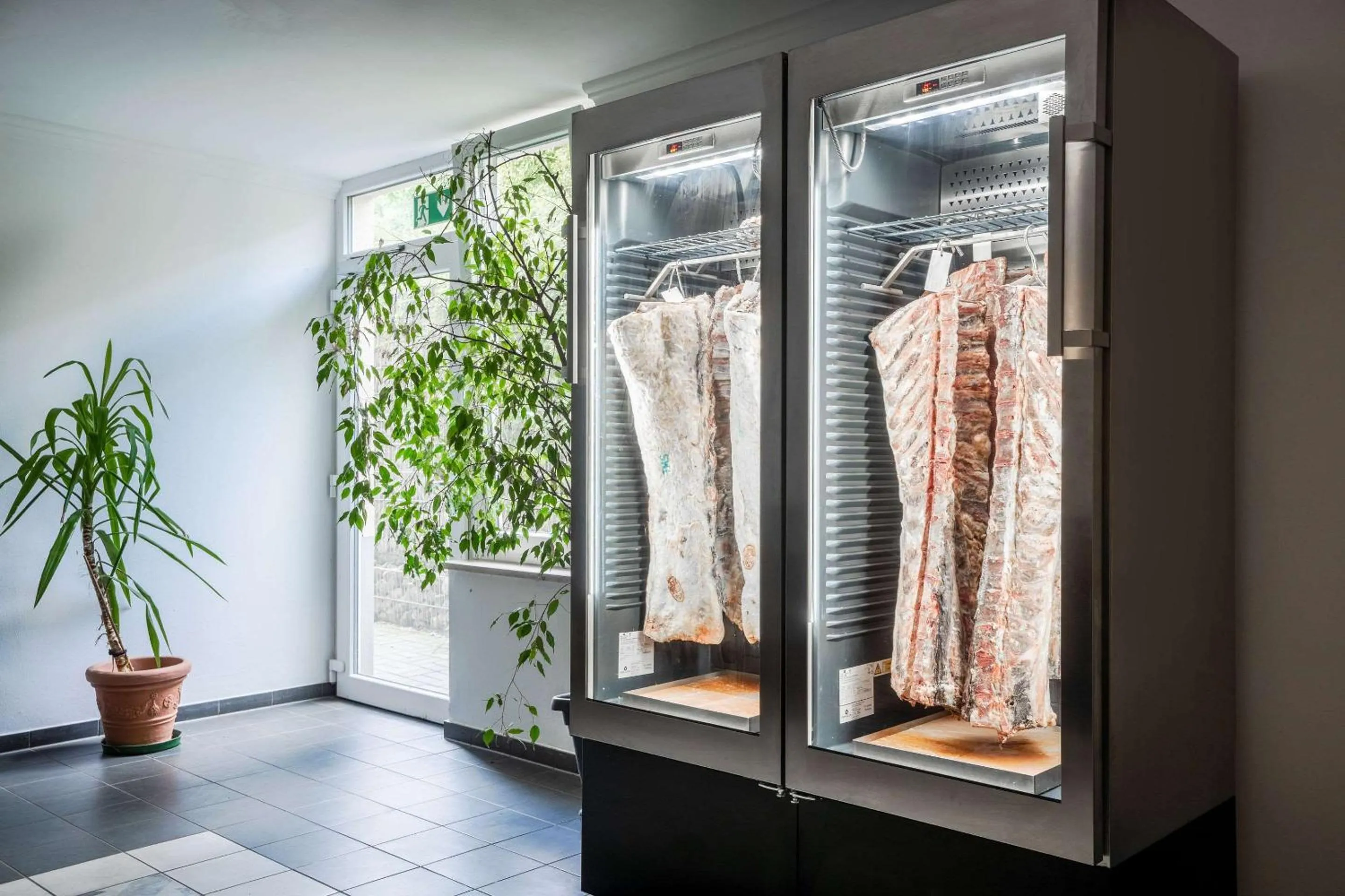 Lobby or reception in MEAT UND STAY Hotel