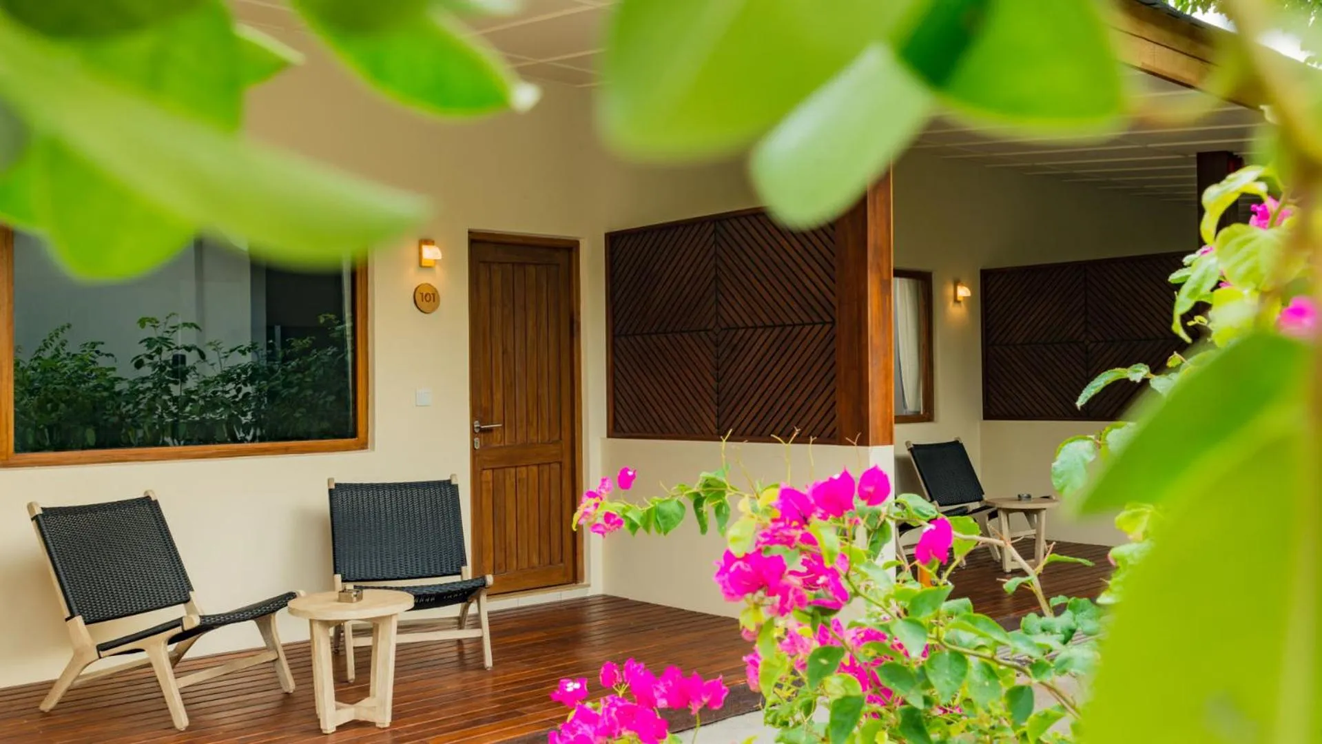 Garden view in Fiyavalhu Resort Maldives