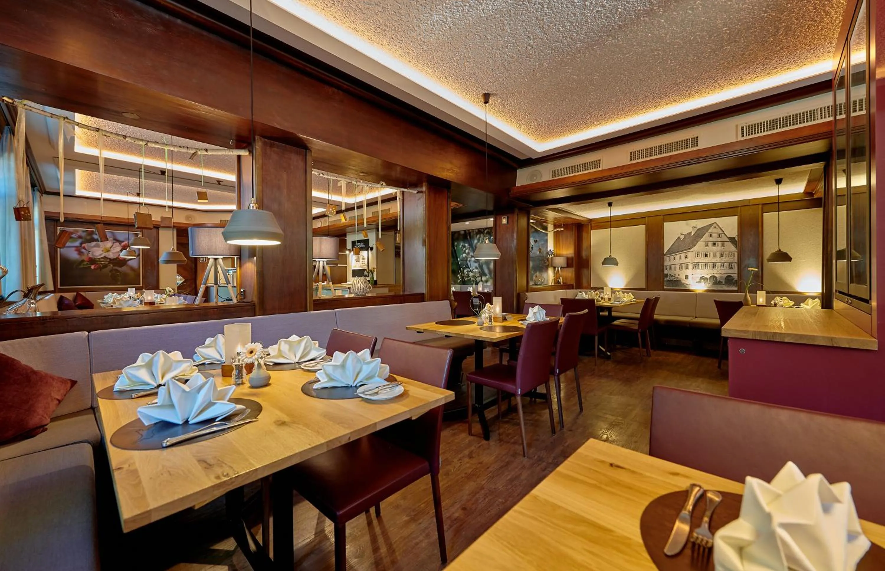 Restaurant/places to eat in Ringhotel Gasthof Hasen