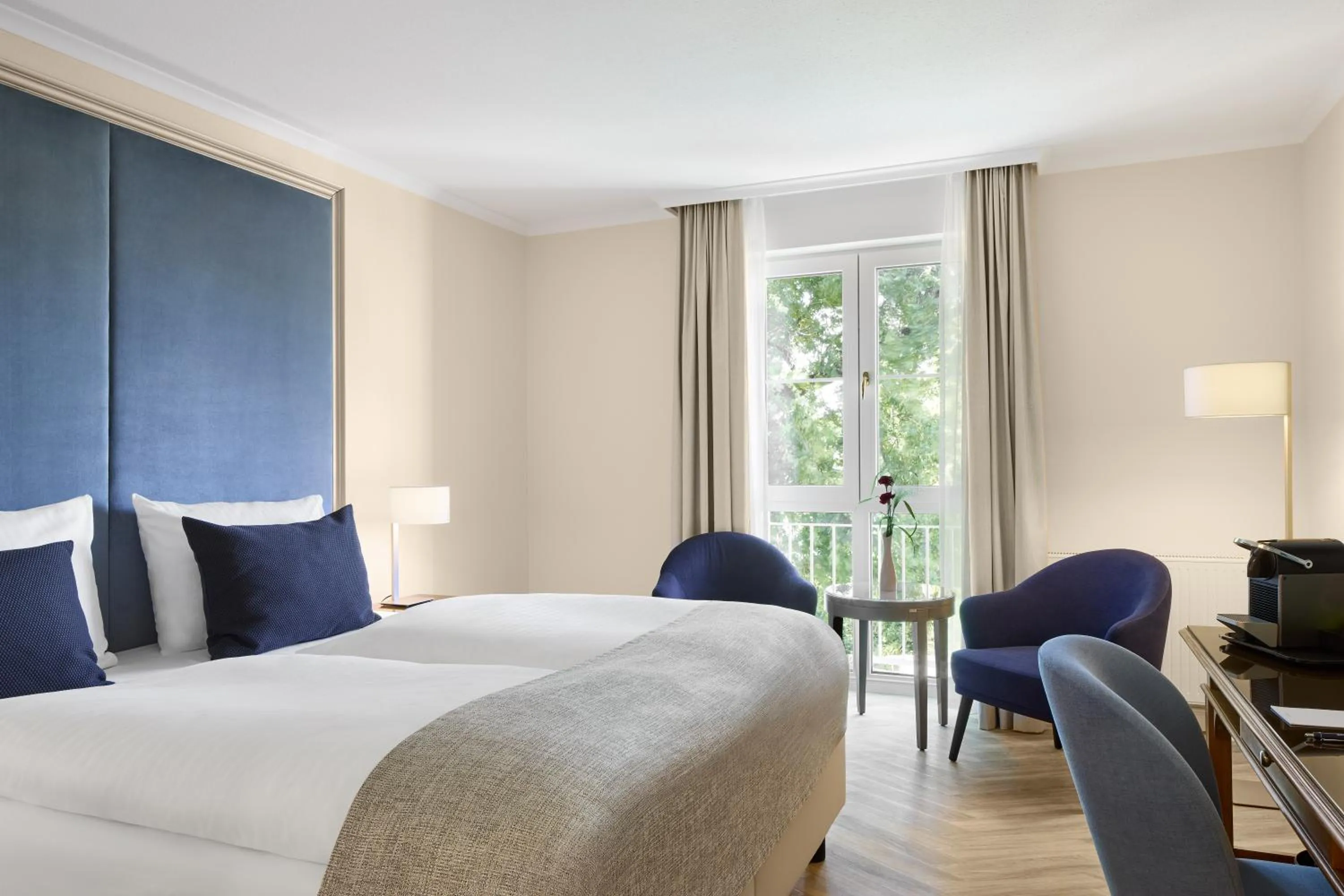 Bed in Dorint Parkhotel Meißen