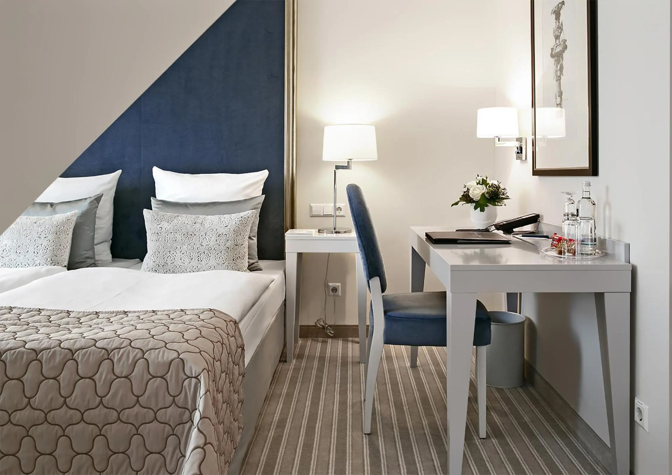 Photo of the whole room, Bed in Dorint Parkhotel Meißen