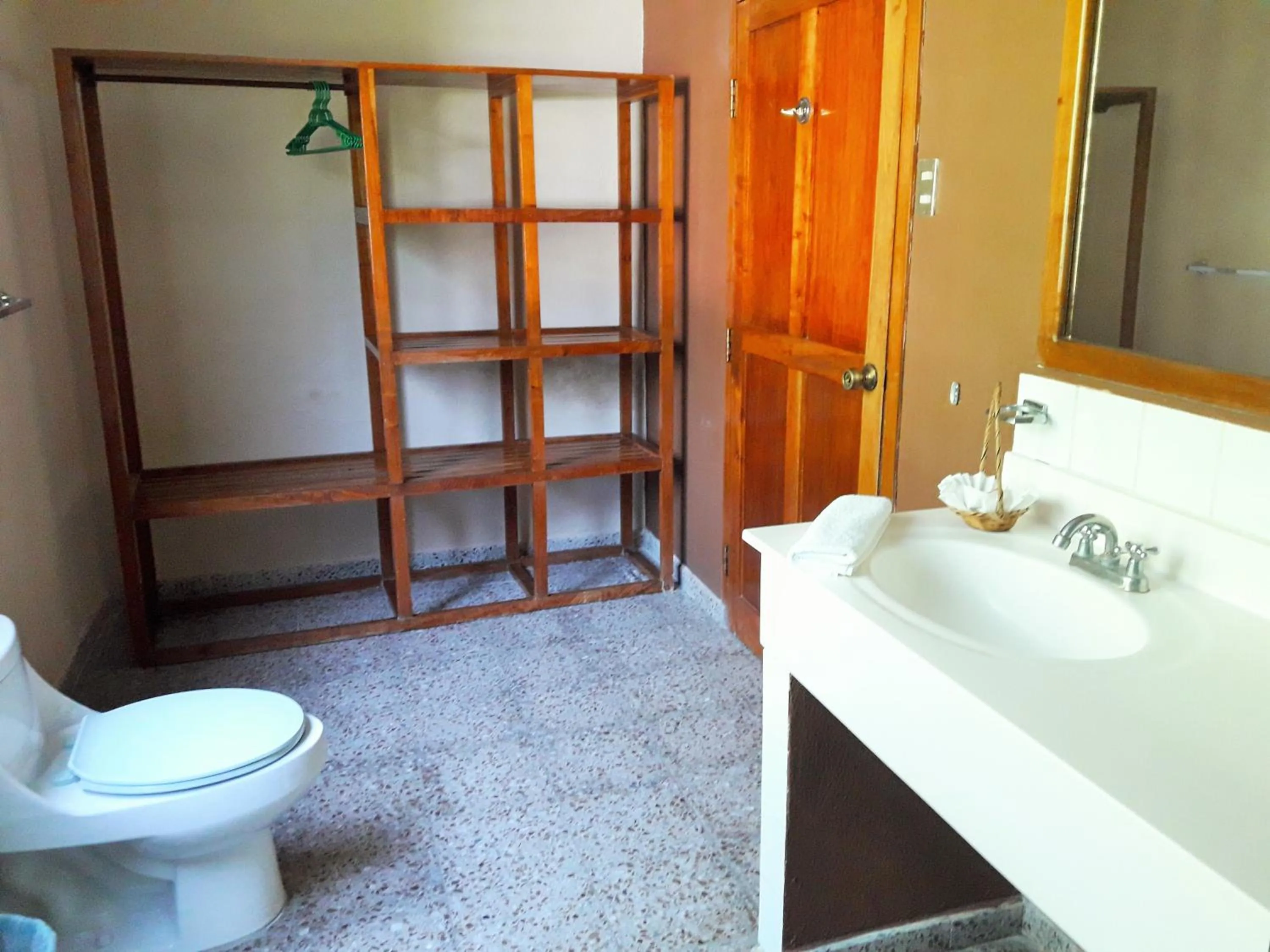 Bathroom in Hotel Tikal Inn