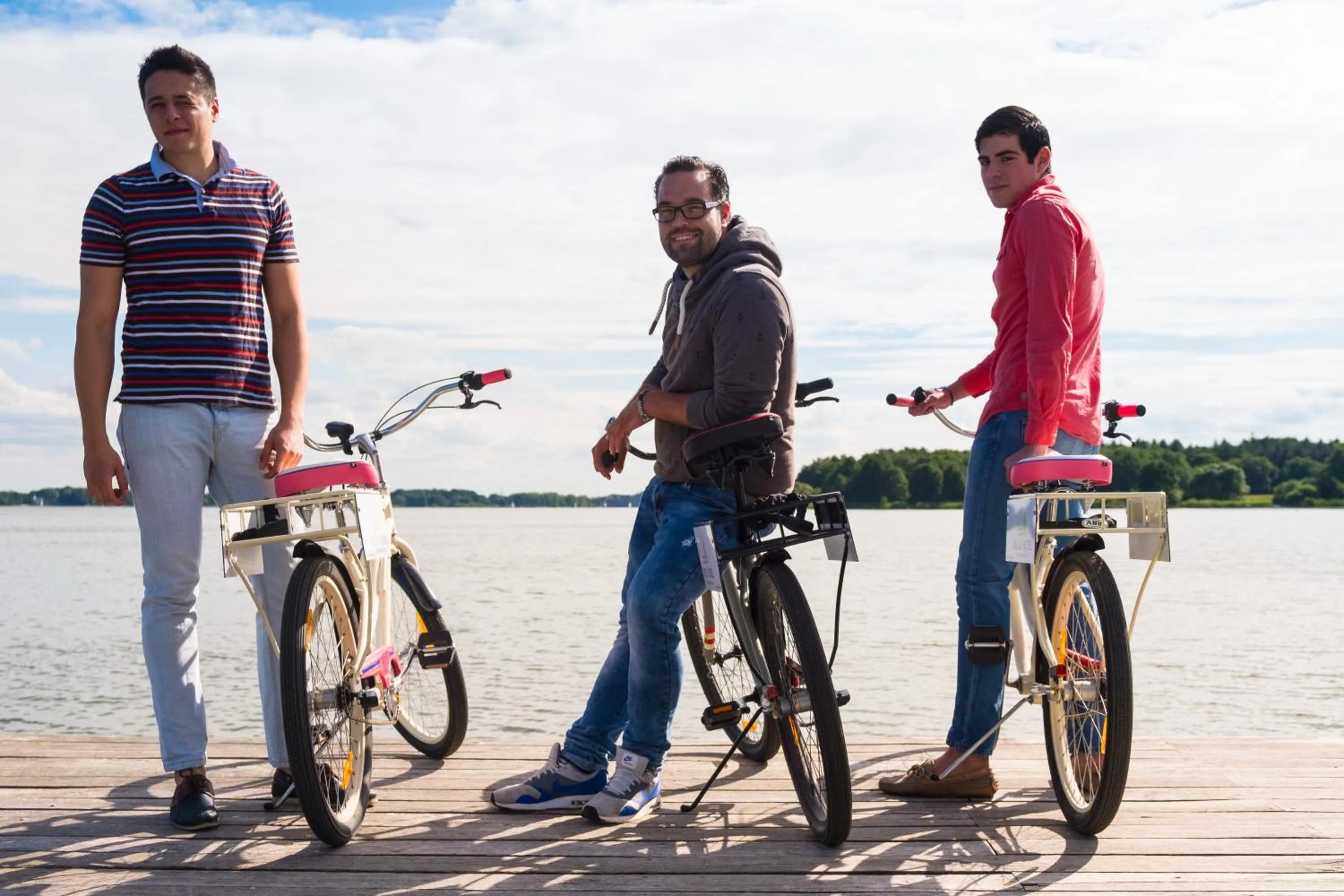 Cycling in Das 53°Hotel