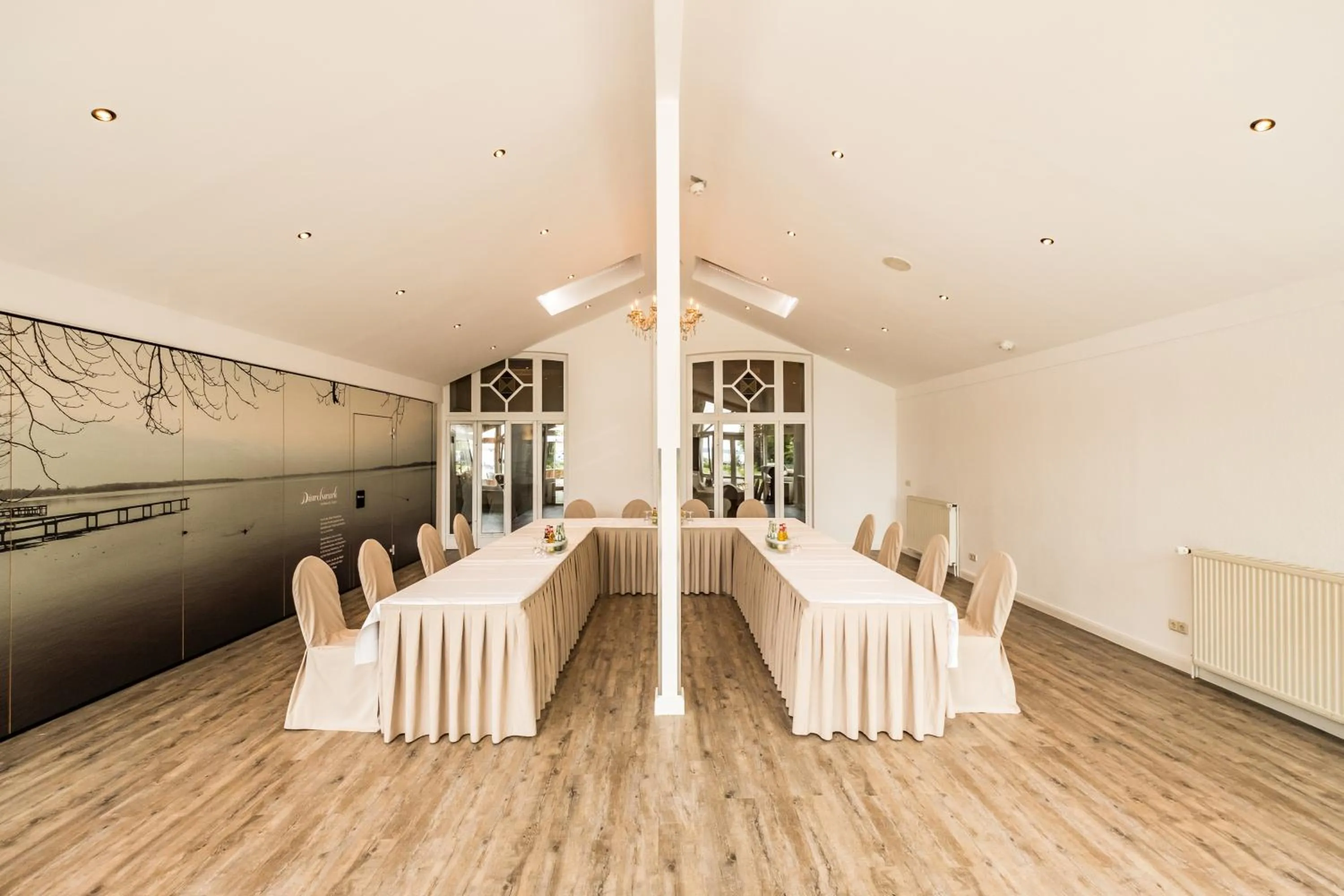 Meeting/conference room in Das 53°Hotel
