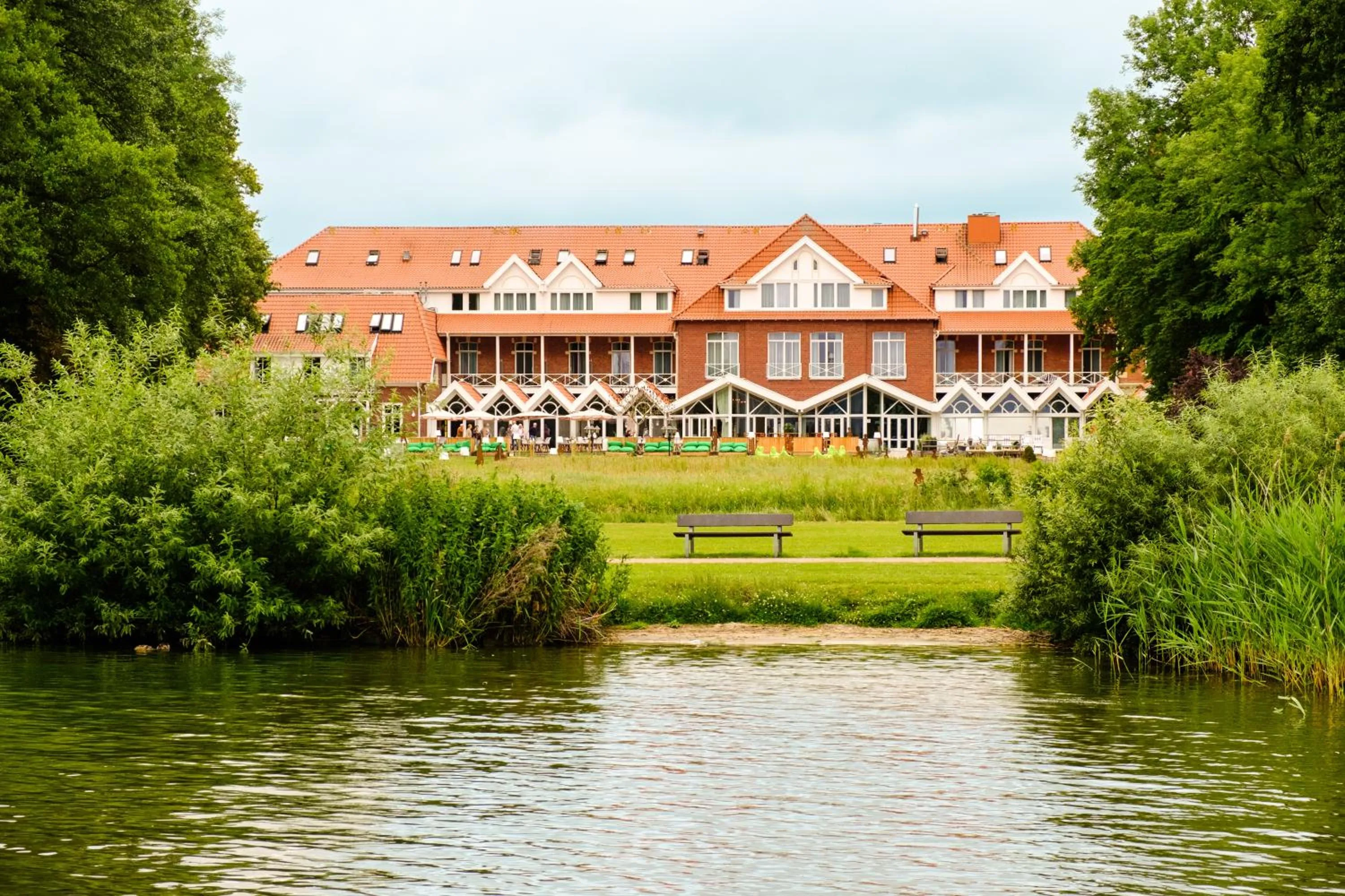 Property building in Das 53°Hotel