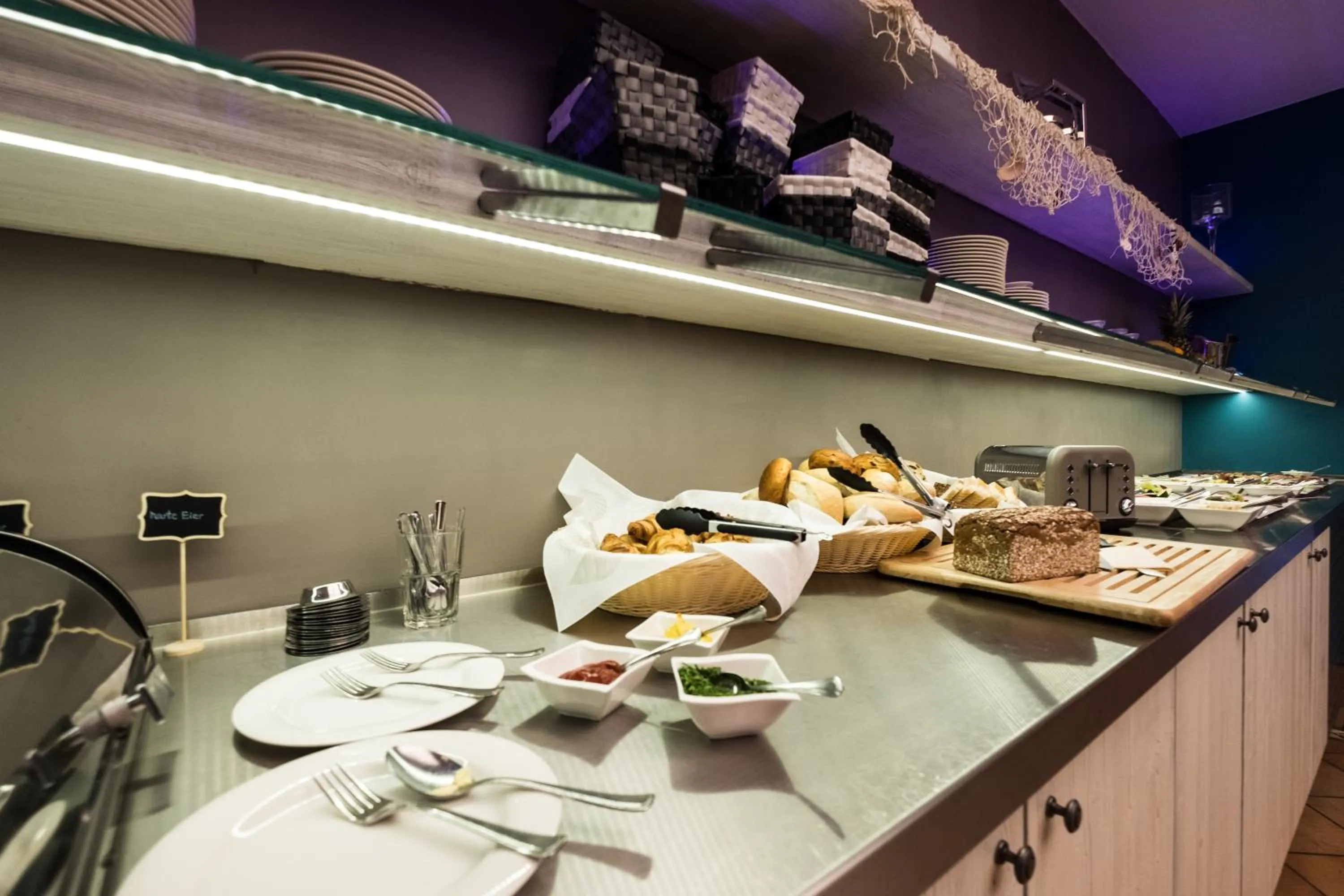 Buffet breakfast in Das 53°Hotel