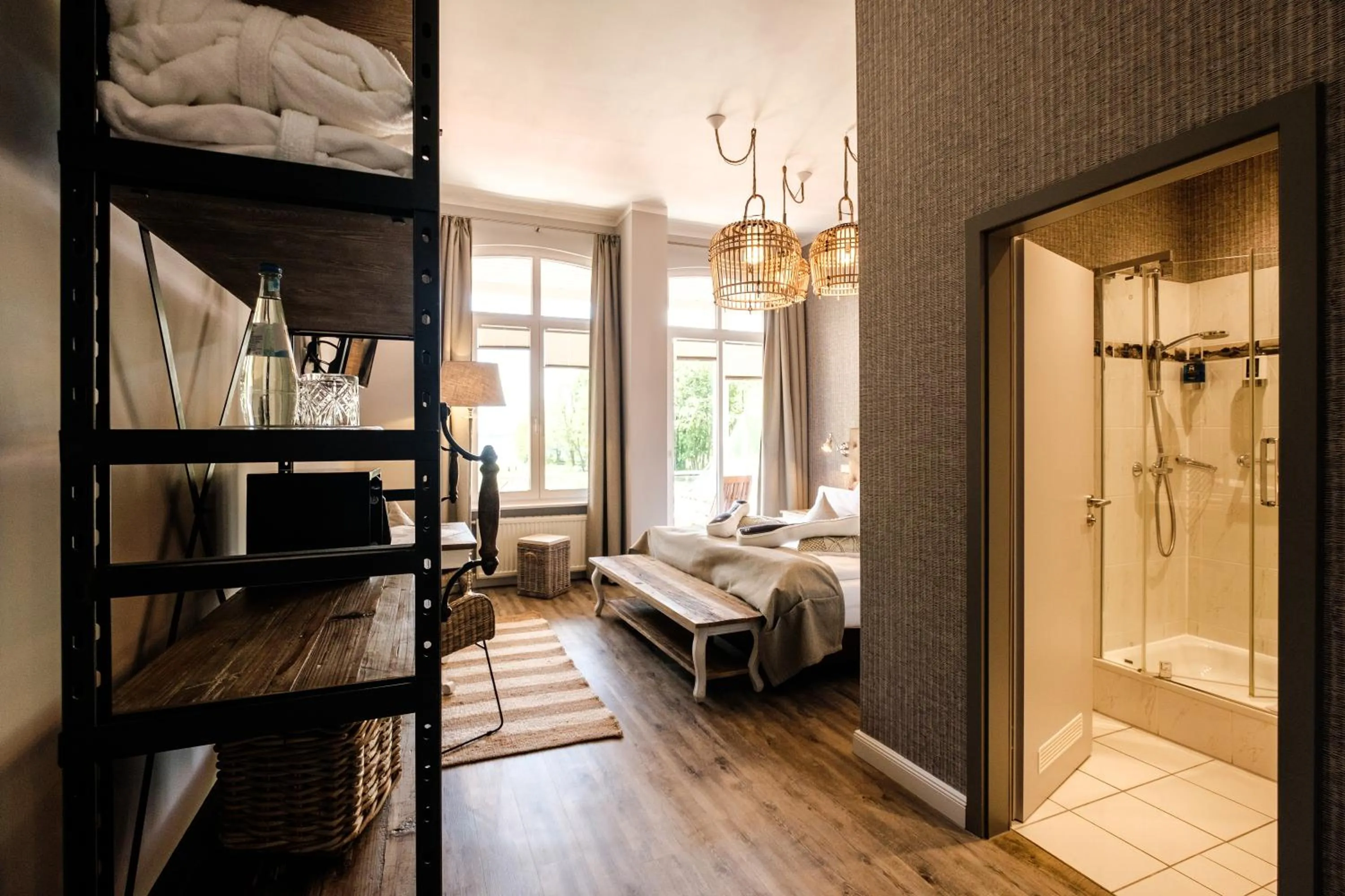 Photo of the whole room, Bed in Das 53°Hotel