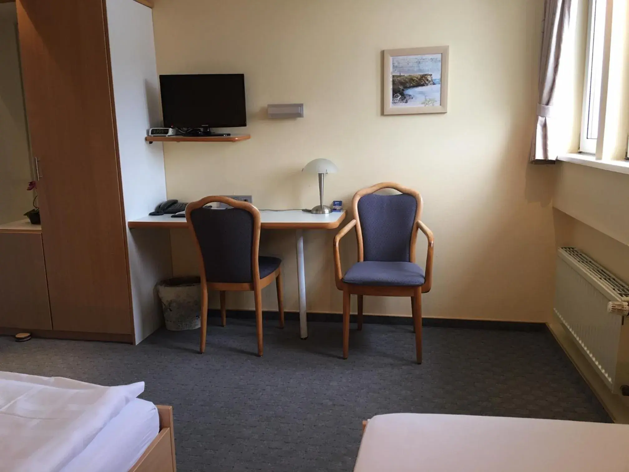 Standard Double or Twin Room in Hotel Kieler Förde Standard Double or Twin Room in Hotel Kieler Förde