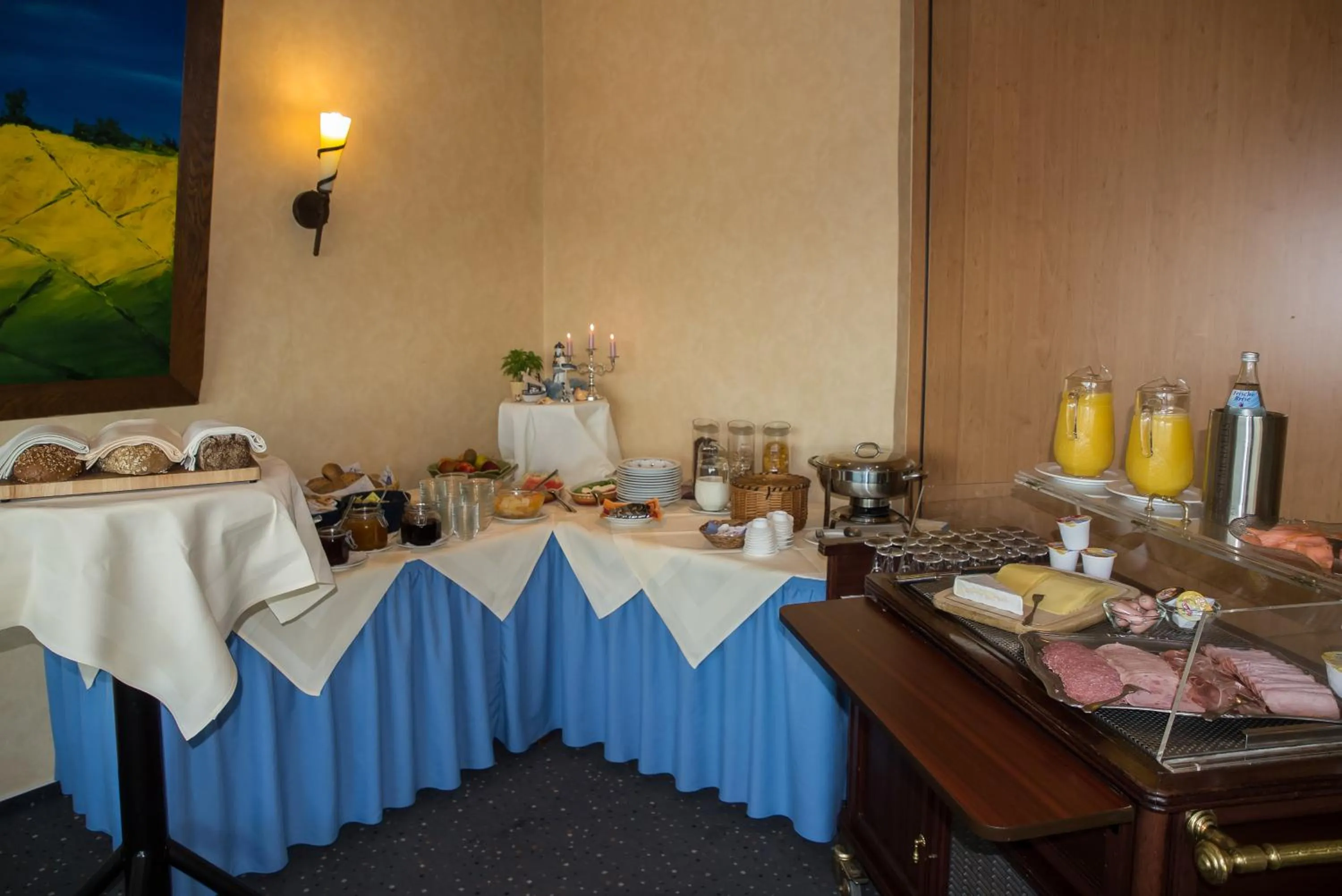 Restaurant/places to eat in Hotel Kieler Förde