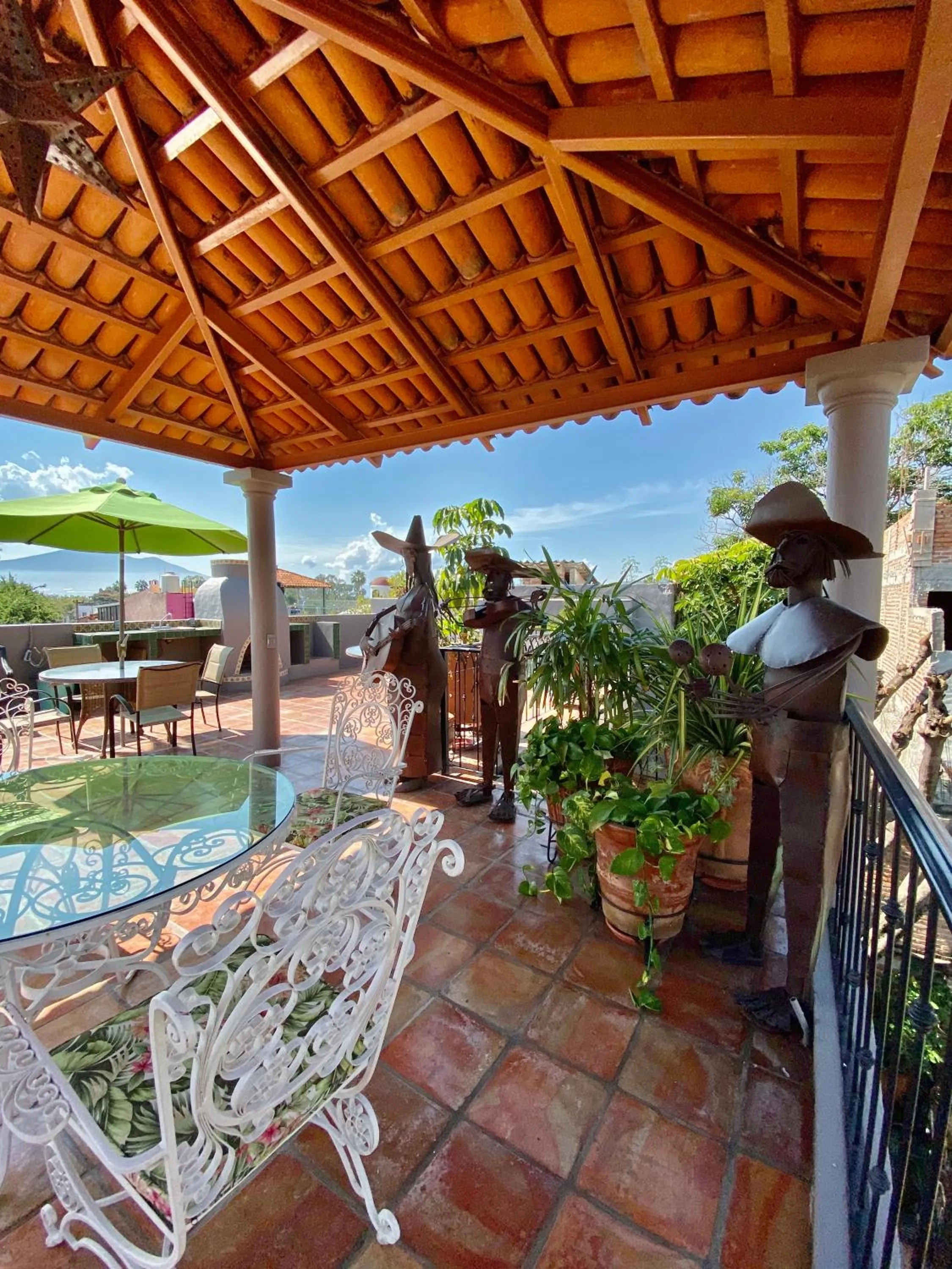 Property building in Casa del Sol Inn