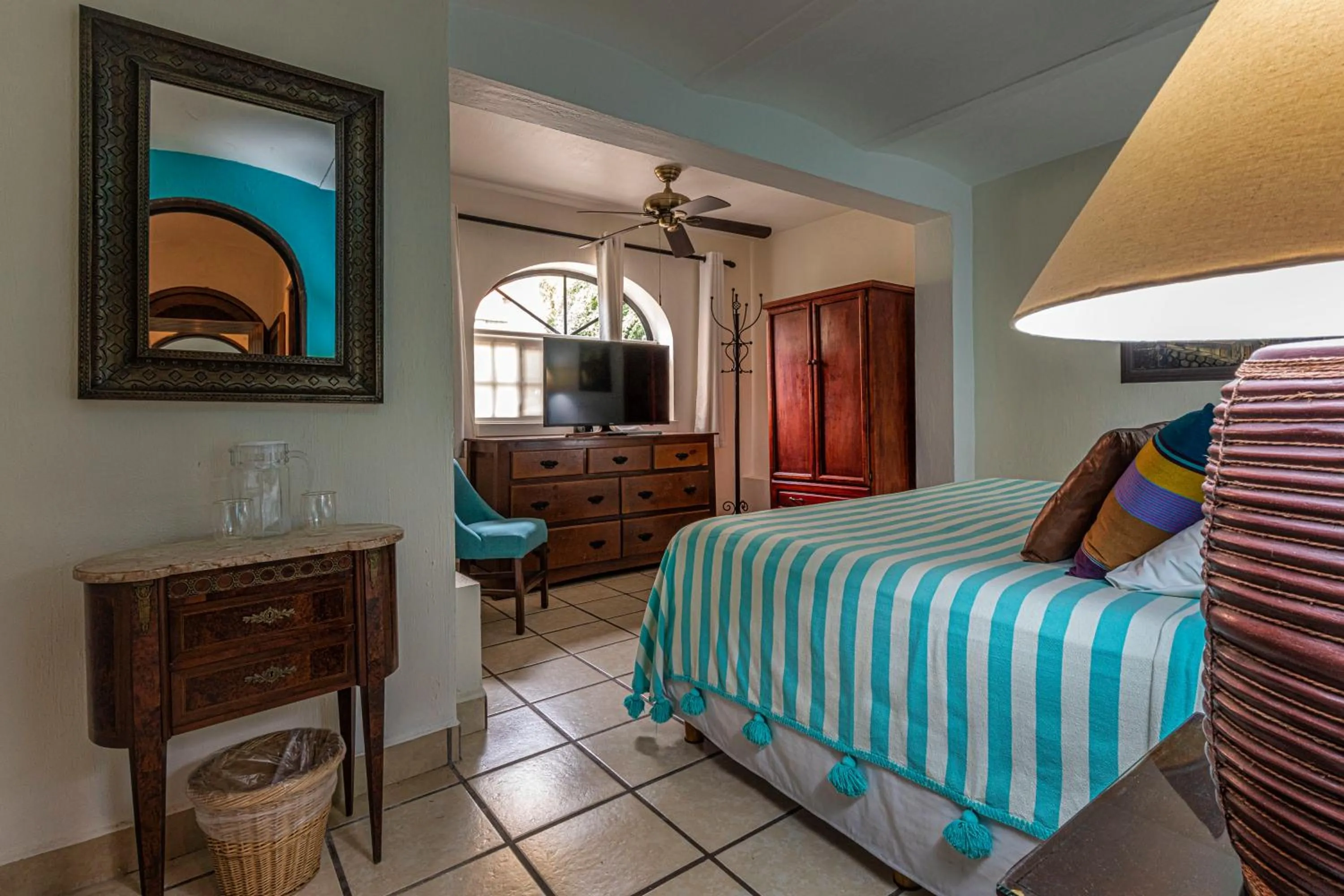 Bedroom, Bed in Casa del Sol Inn