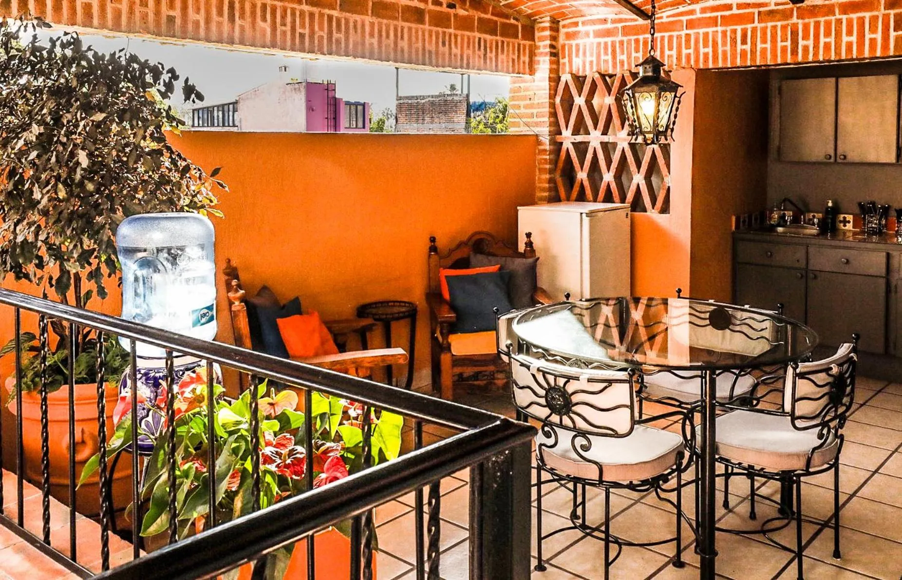 Seating area in Casa del Sol Inn