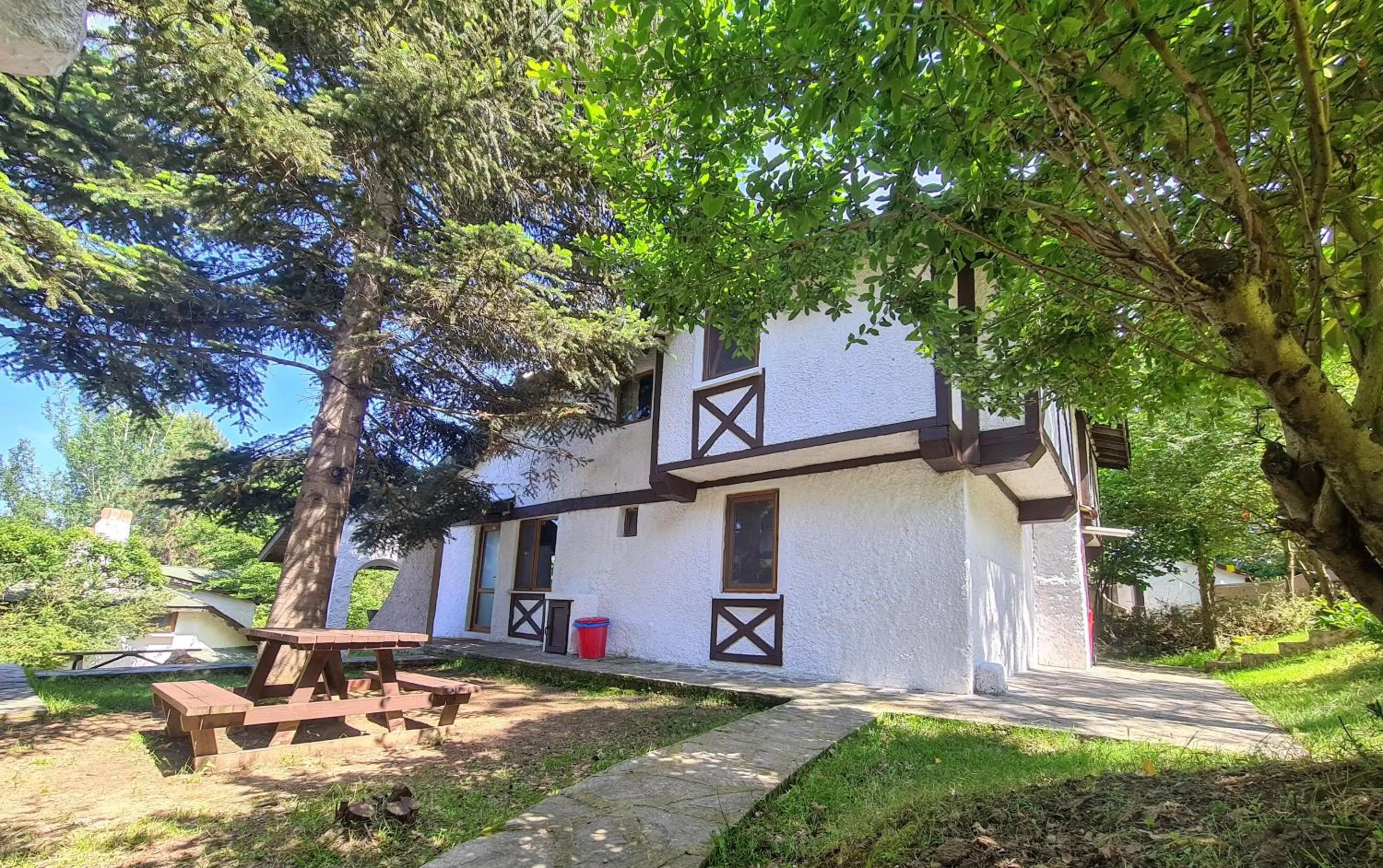 Photo of the whole room in Polonezköy Country Club & Accommodation in the Wildlife Park!