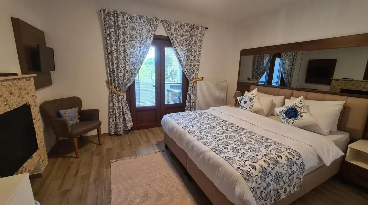 Double Room with Garden View in Polonezköy Country Club & Accommodation in the Wildlife Park! Double Room with Garden View in Polonezköy Country Club & Accommodation in the Wildlife Park!