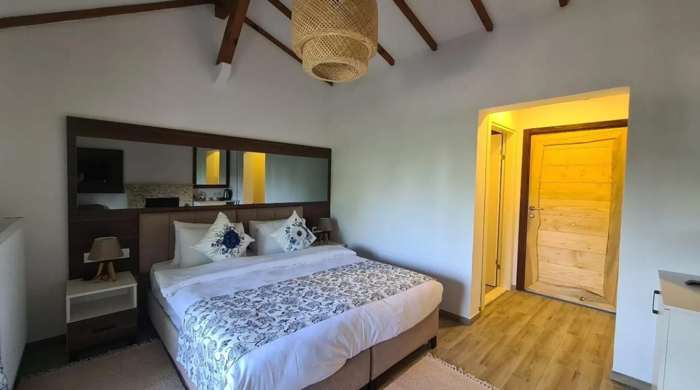 Bed in Polonezköy Country Club & Accommodation in the Wildlife Park!