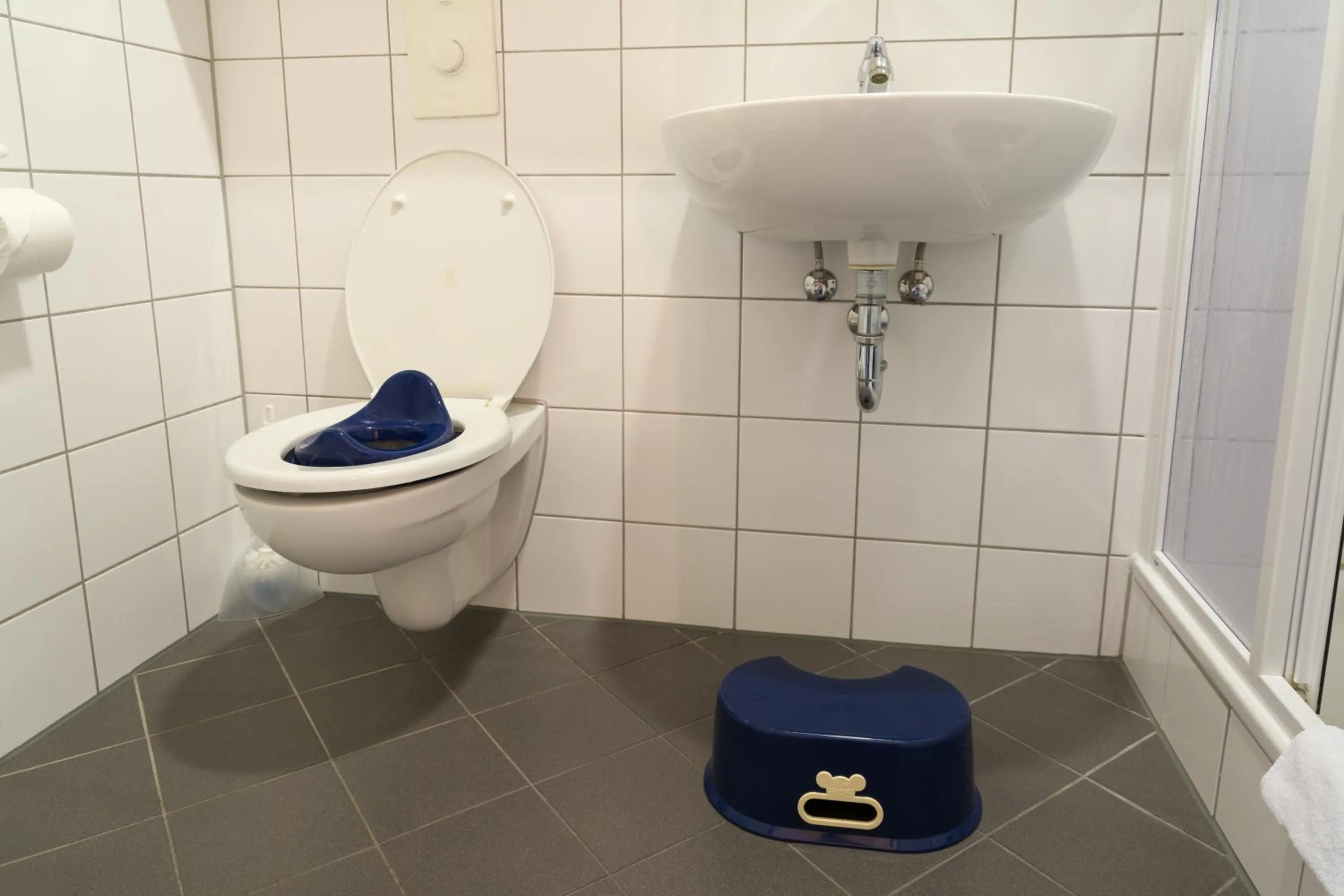 Bathroom in Familienhotel Citylight