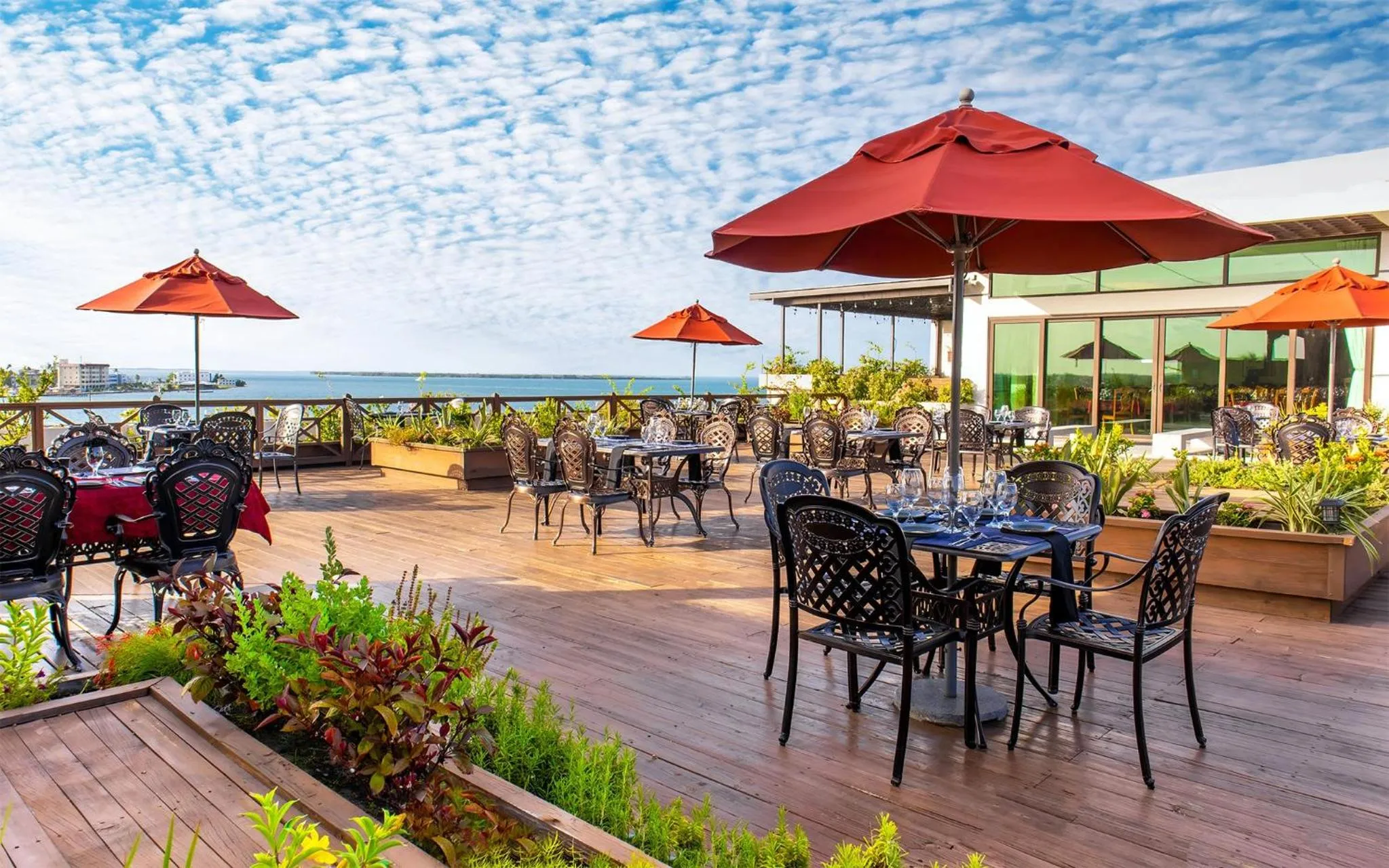 Restaurant/places to eat in Golden Bay Belize Hotel