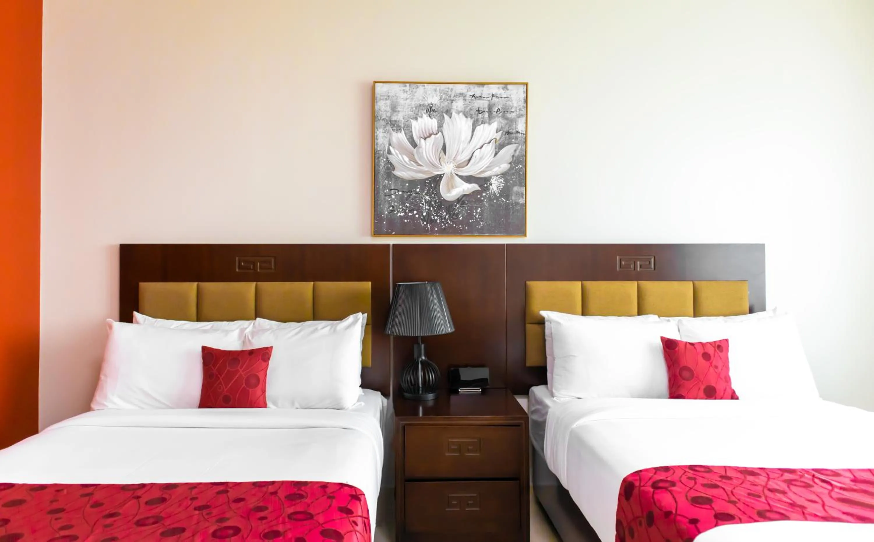 Double or Twin Room with Sea View in Golden Bay Belize Hotel