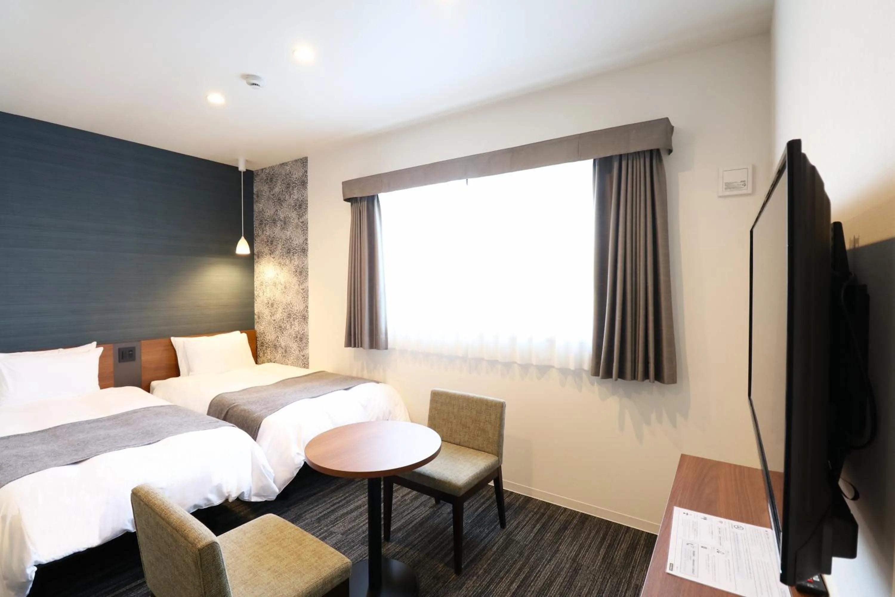 Photo of the whole room, Bed in M's Hotel Nijojo Oike