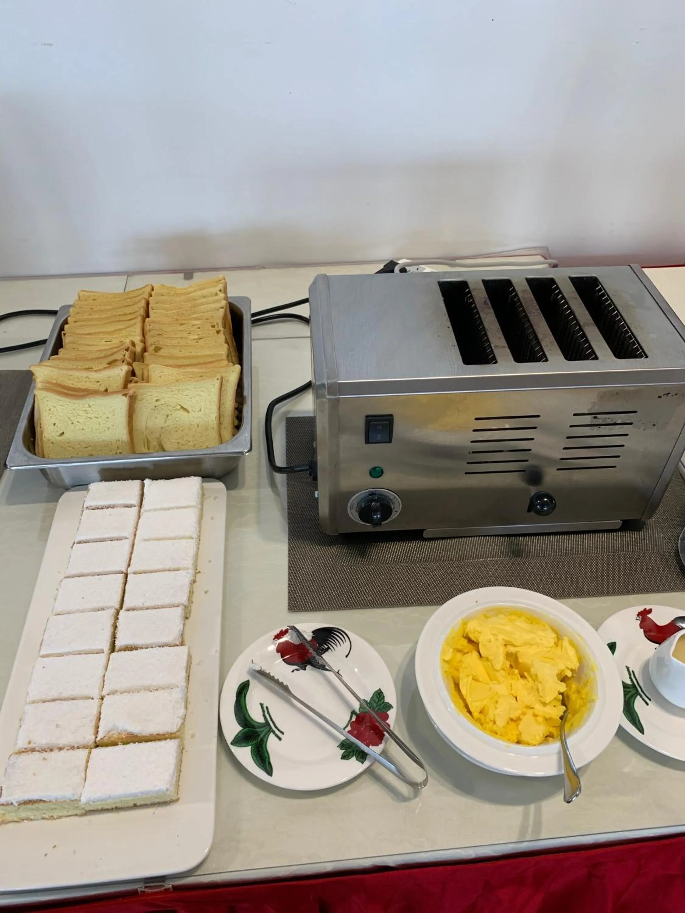 Breakfast in Sealong Bay ZhongQi Conifer Hotel 海龙湾中启康年酒店