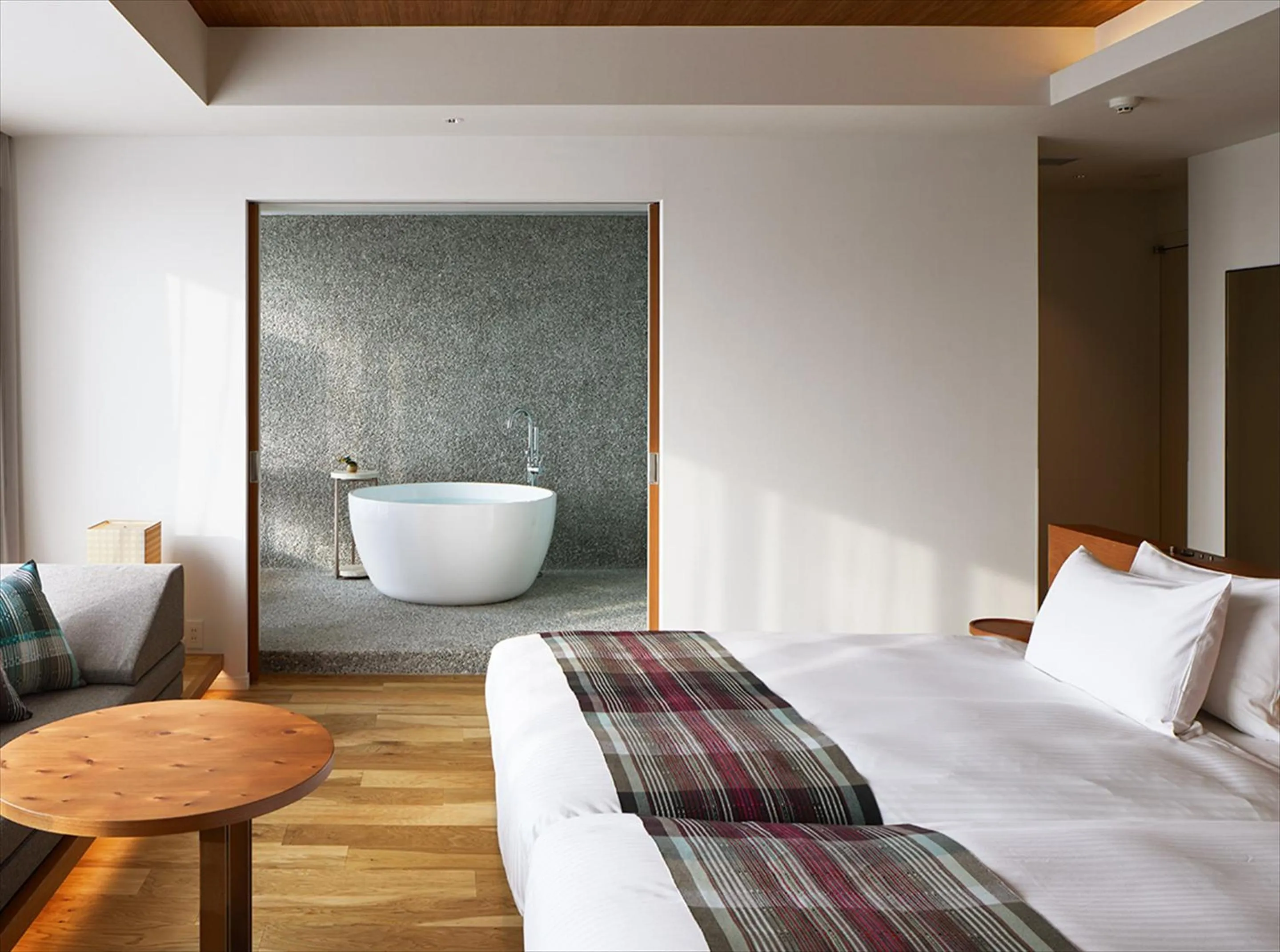 Bathroom, Bed in HOTEL STRATA NAHA