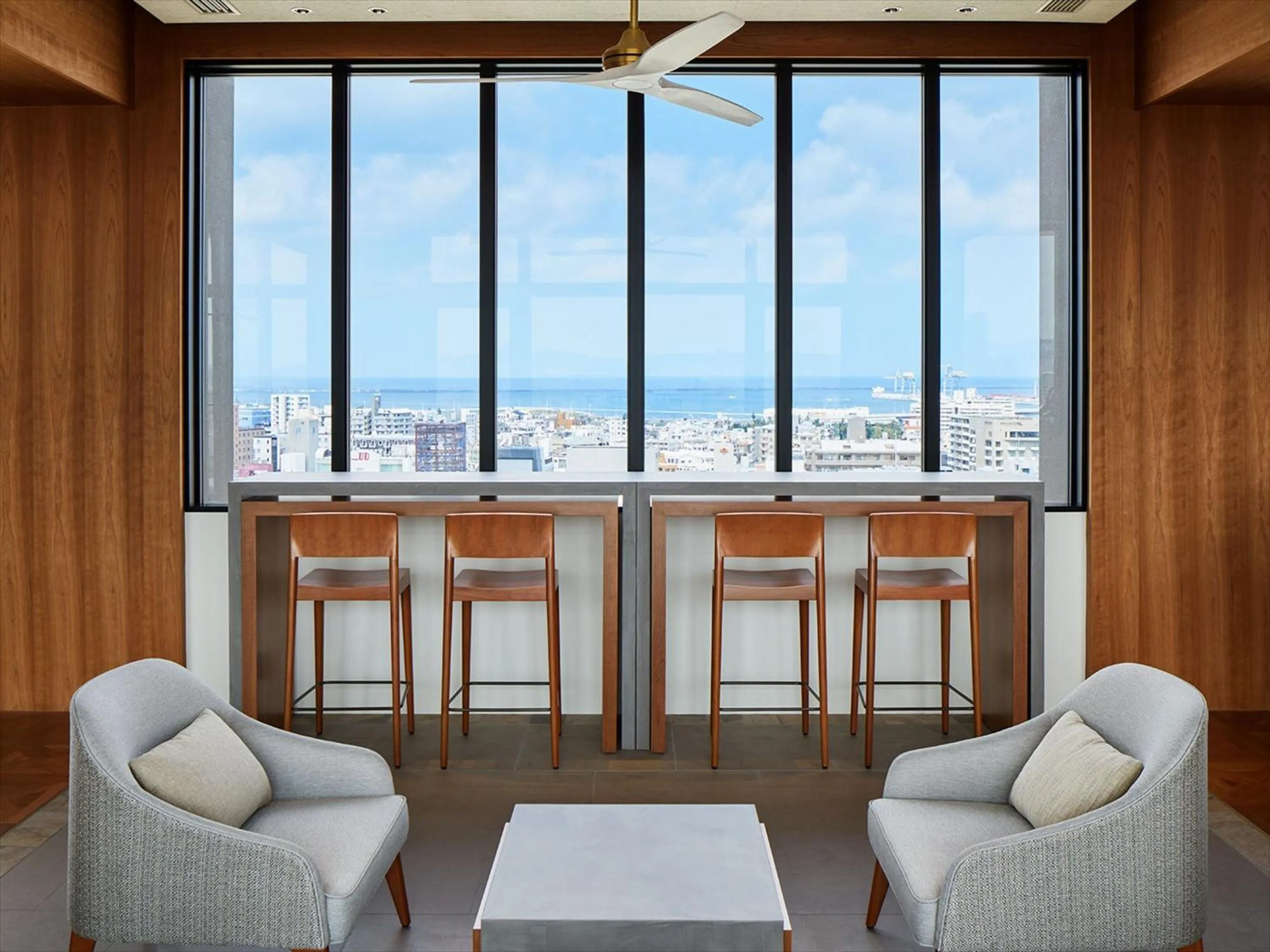 Lounge or bar in HOTEL STRATA NAHA