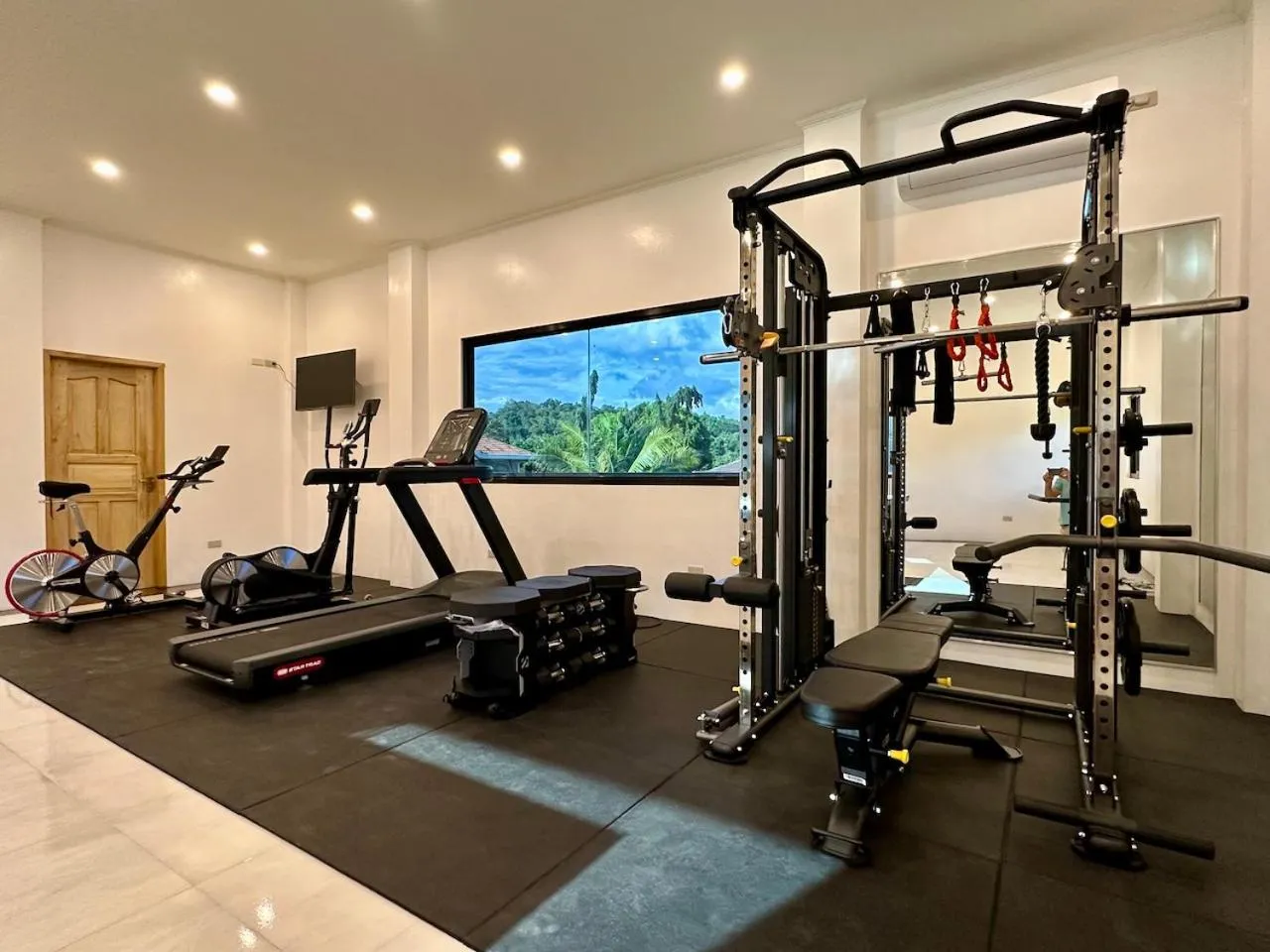 Fitness centre/facilities in Strutz Art Garden Resort
