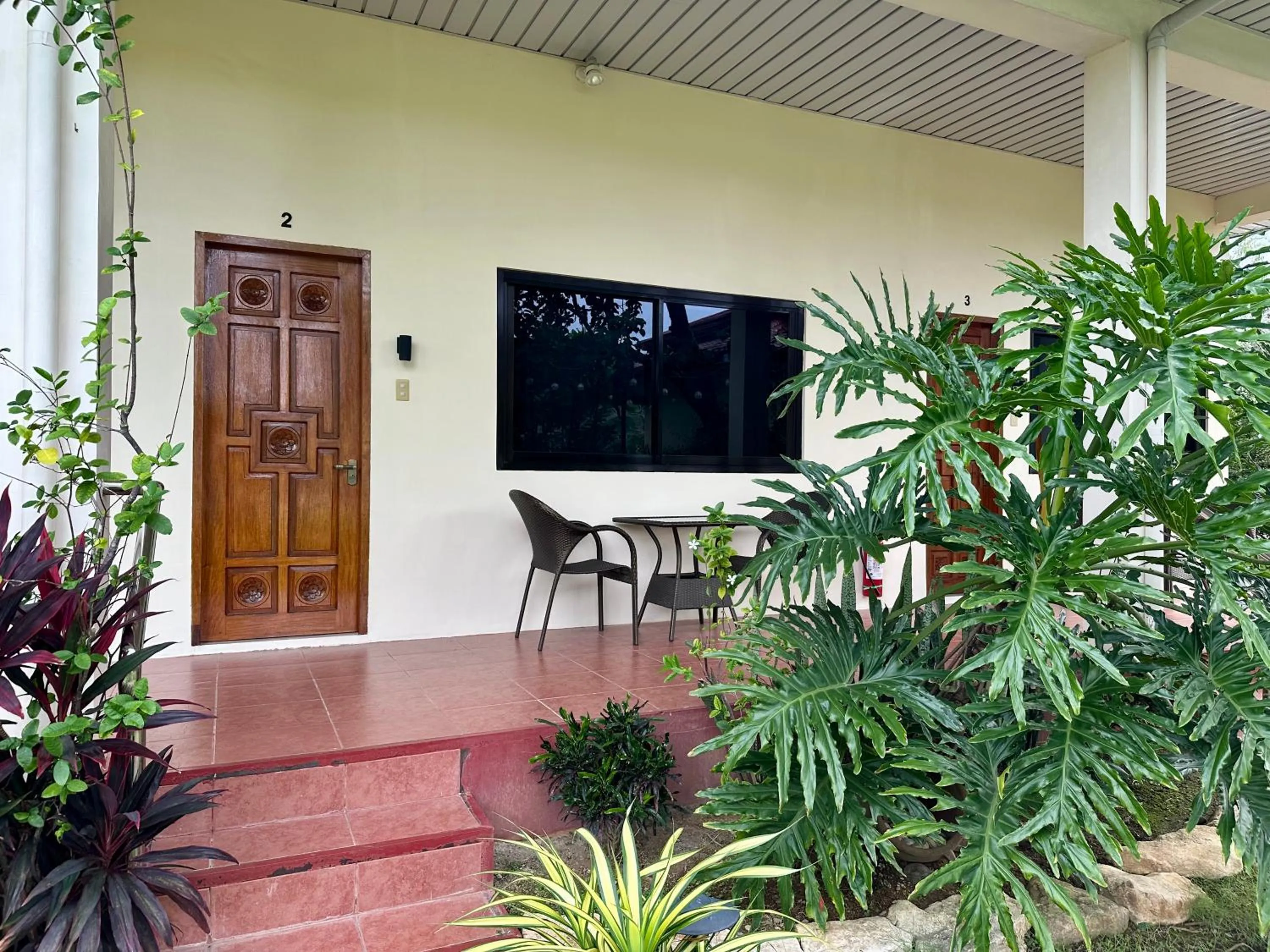 Patio in Strutz Art Garden Resort