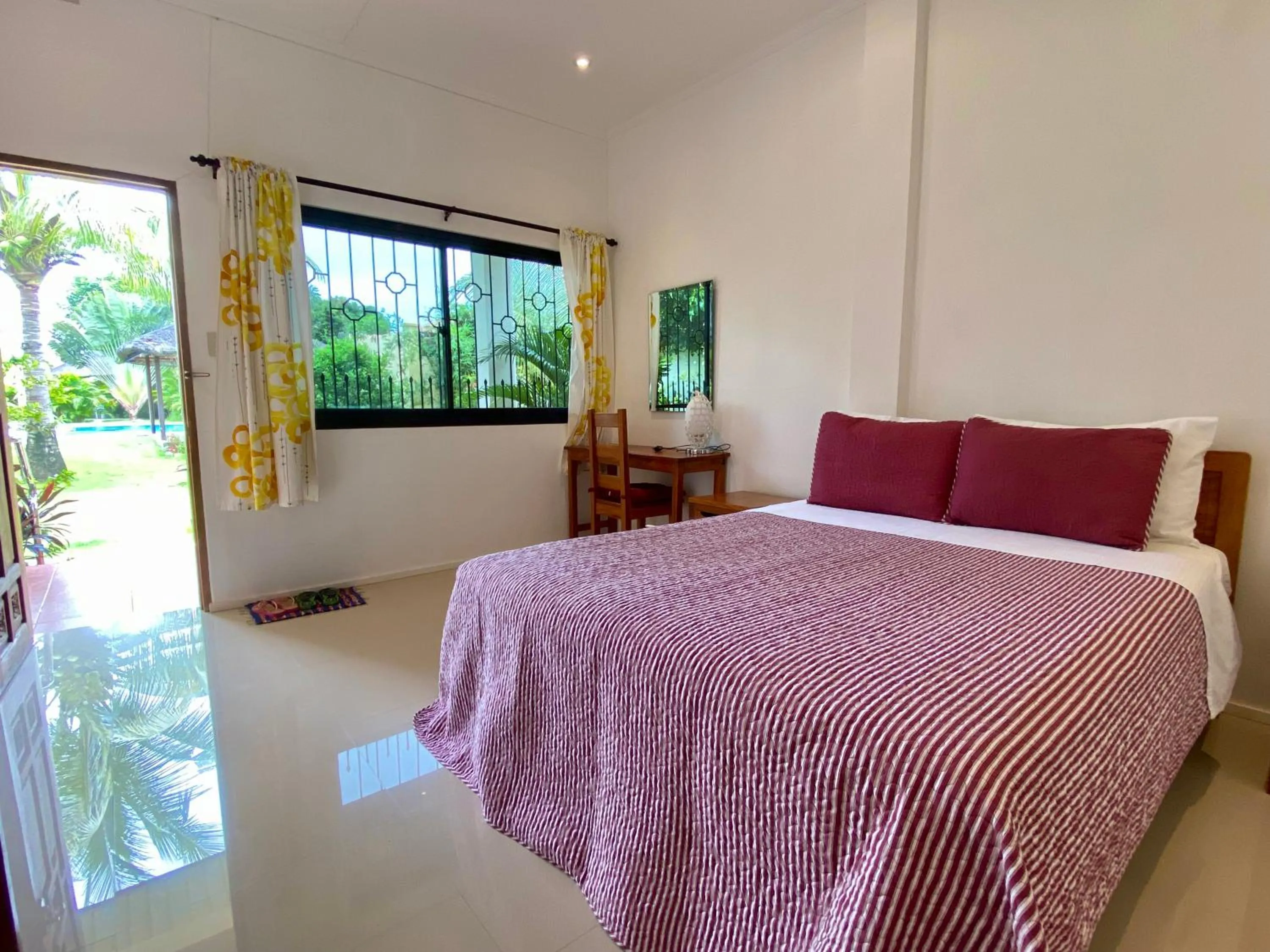 Superior Queen Room in Strutz Art Garden Resort