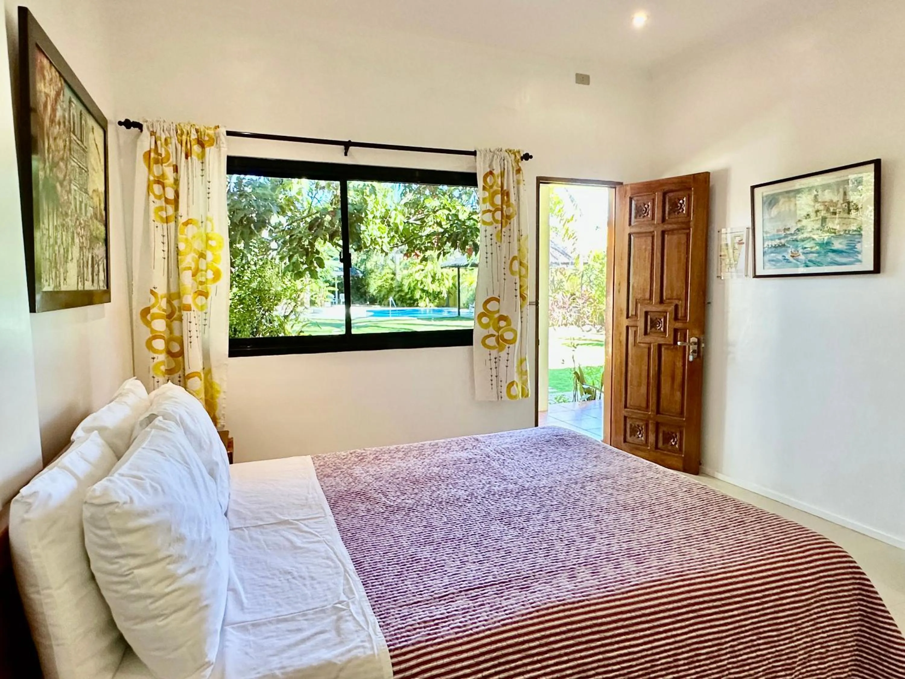 Bed in Strutz Art Garden Resort