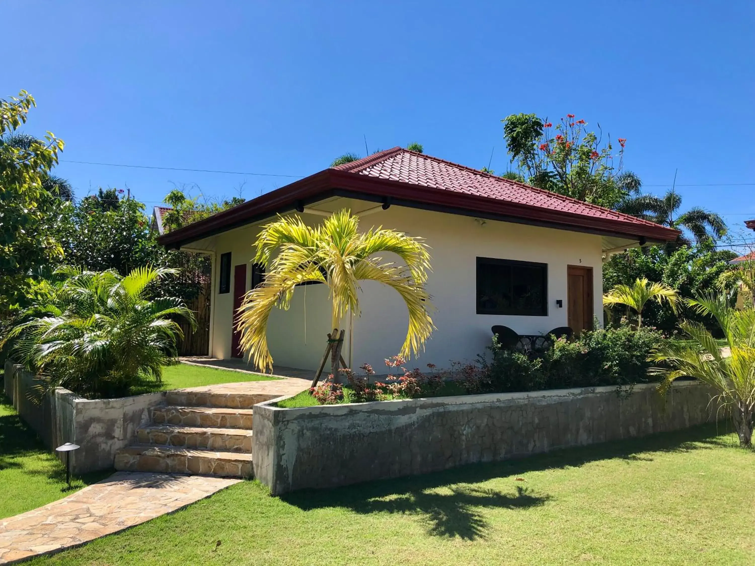 Deluxe Bungalow in Strutz Art Garden Resort Deluxe Bungalow in Strutz Art Garden Resort