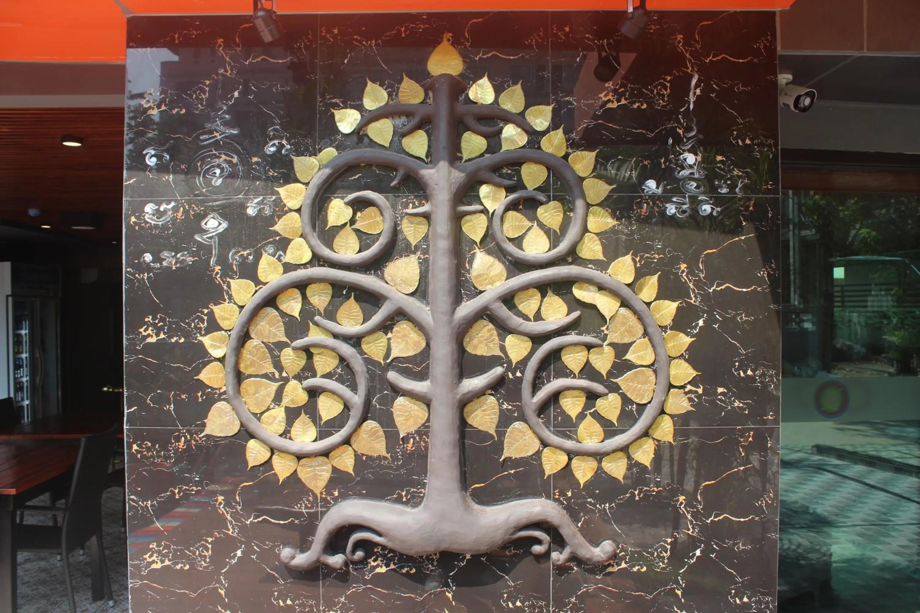 Property logo or sign in H-District Boutique Poshotel