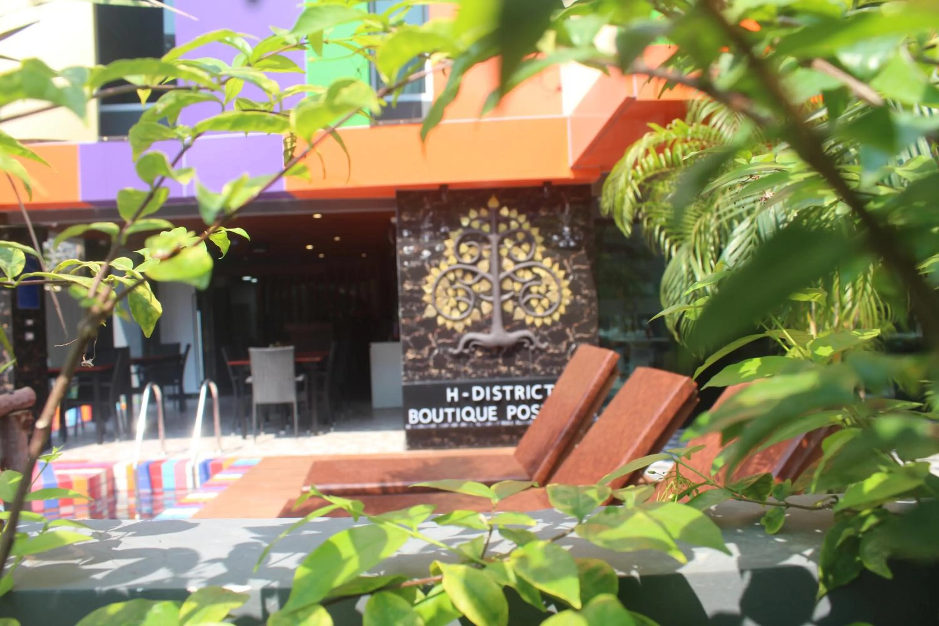 Facade/entrance in H-District Boutique Poshotel