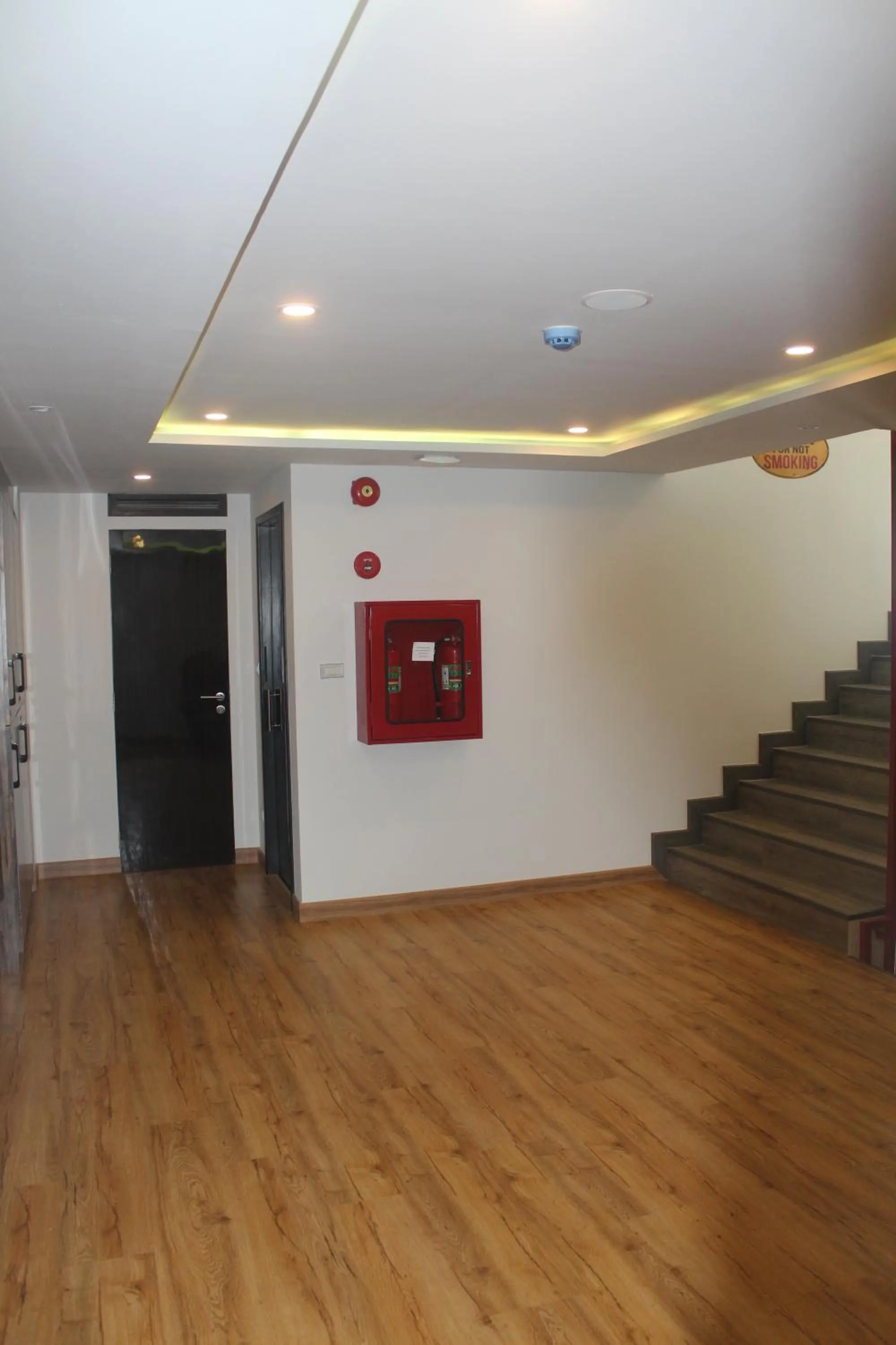 Property building in H-District Boutique Poshotel