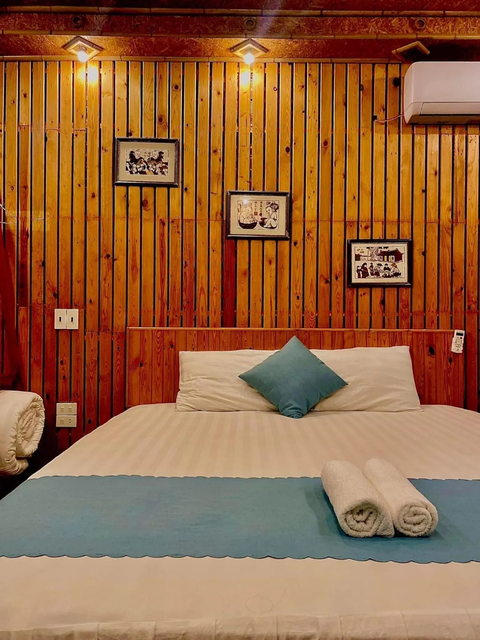 Photo of the whole room, Bed in Hang Mua Bamboo Homestay Ninh Binh