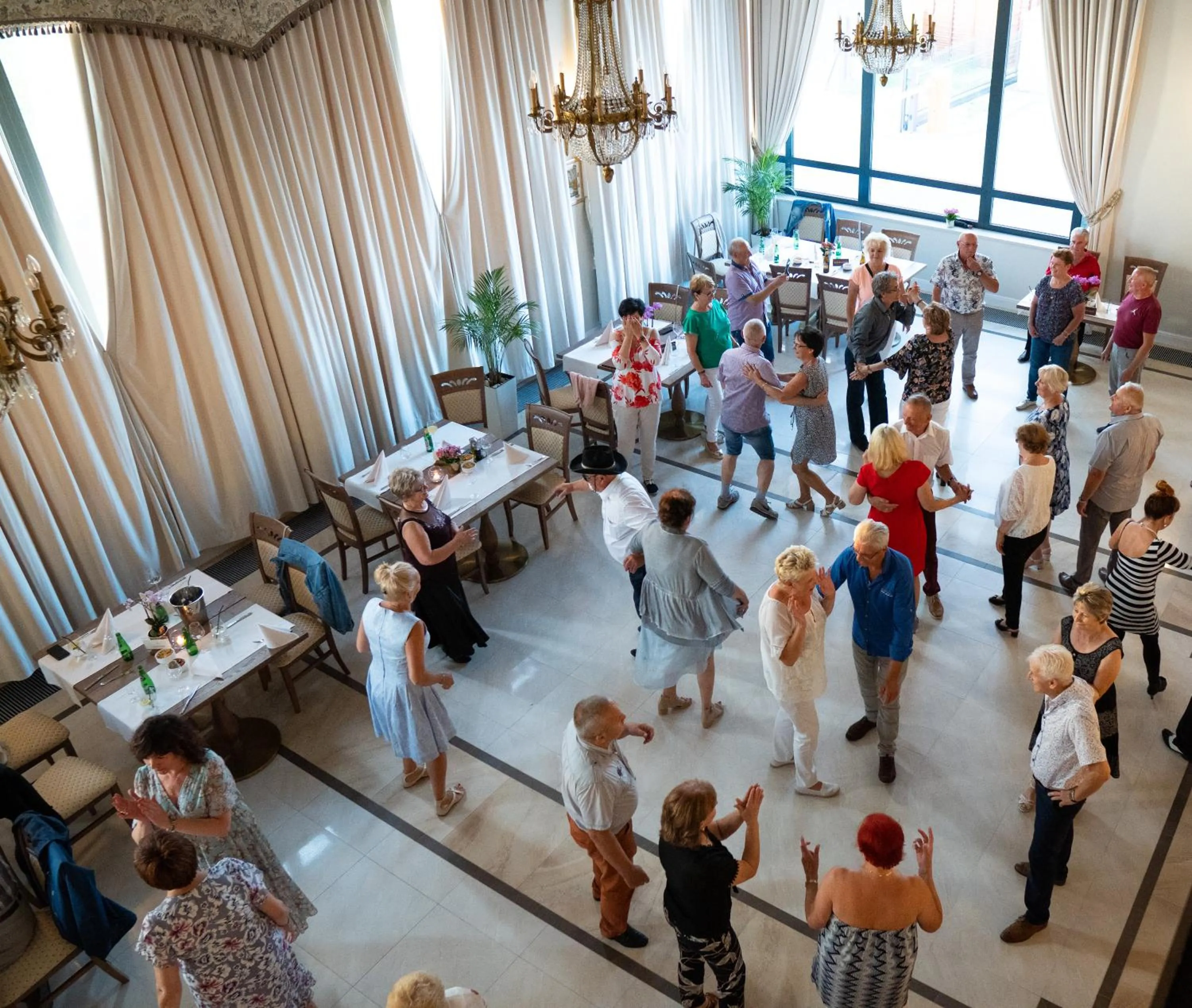 People in Boutique Odyseja & Spa