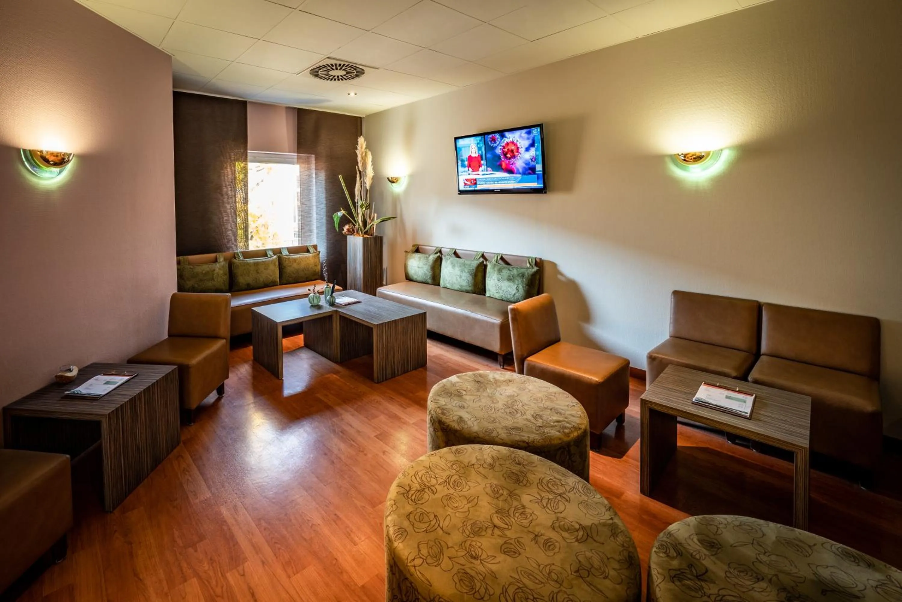 Lobby or reception in ACHAT Hotel Dresden Altstadt