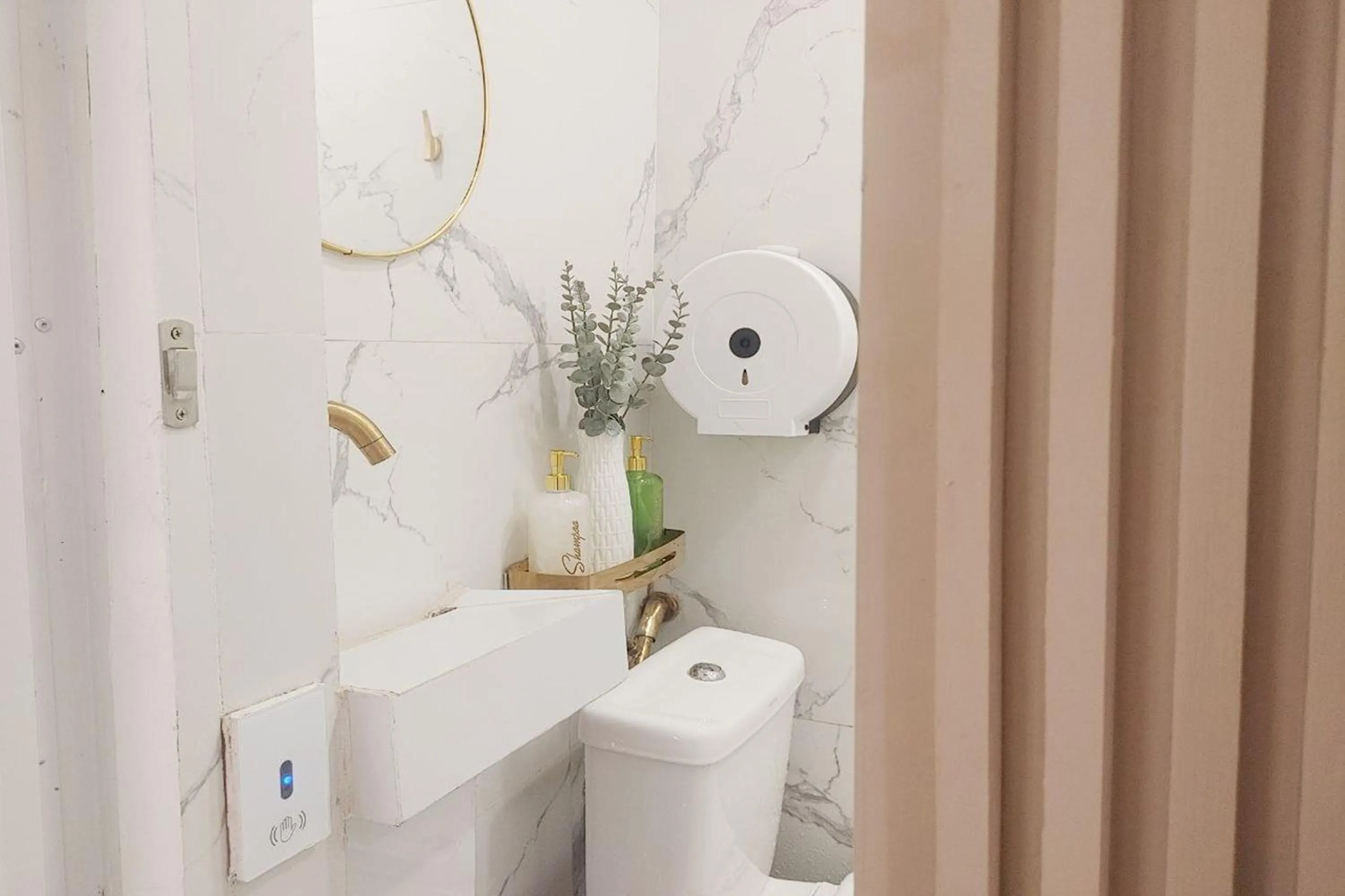 Bathroom in VG Pension and Residences