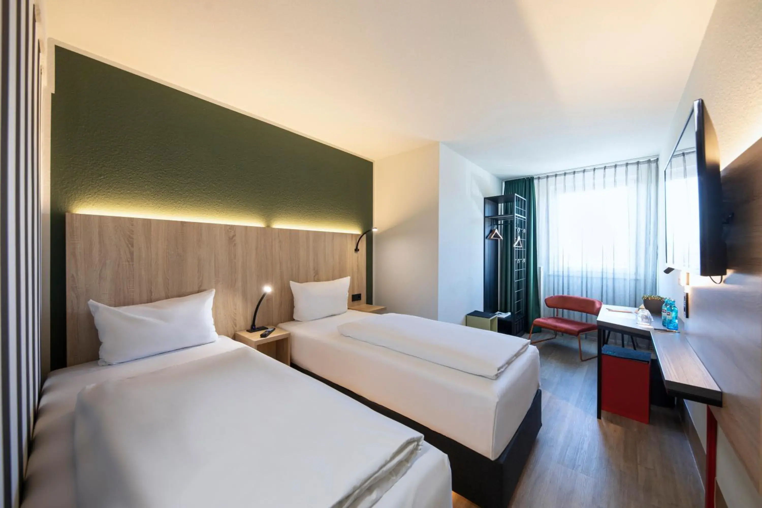 Business Twin Room in ACHAT Hotel Stuttgart Zuffenhausen Business Twin Room in ACHAT Hotel Stuttgart Zuffenhausen